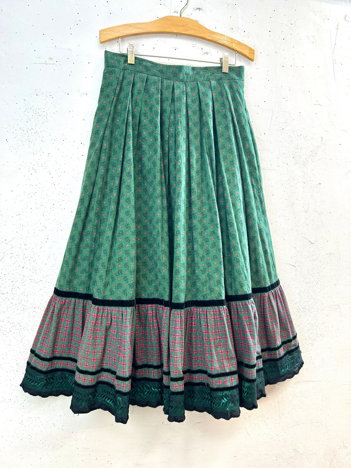 Vintage Tyrol Skirt [I33736]