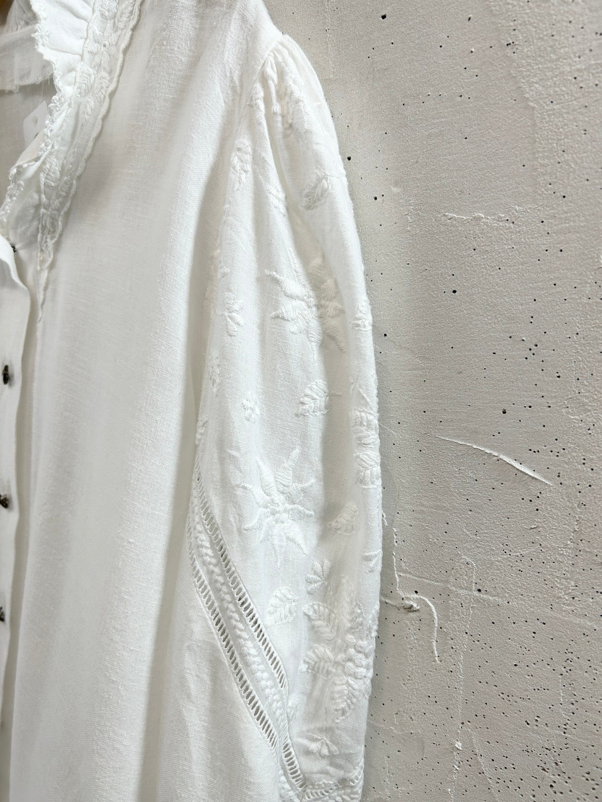 Vintage Tyrol White Blouse [D32079]
