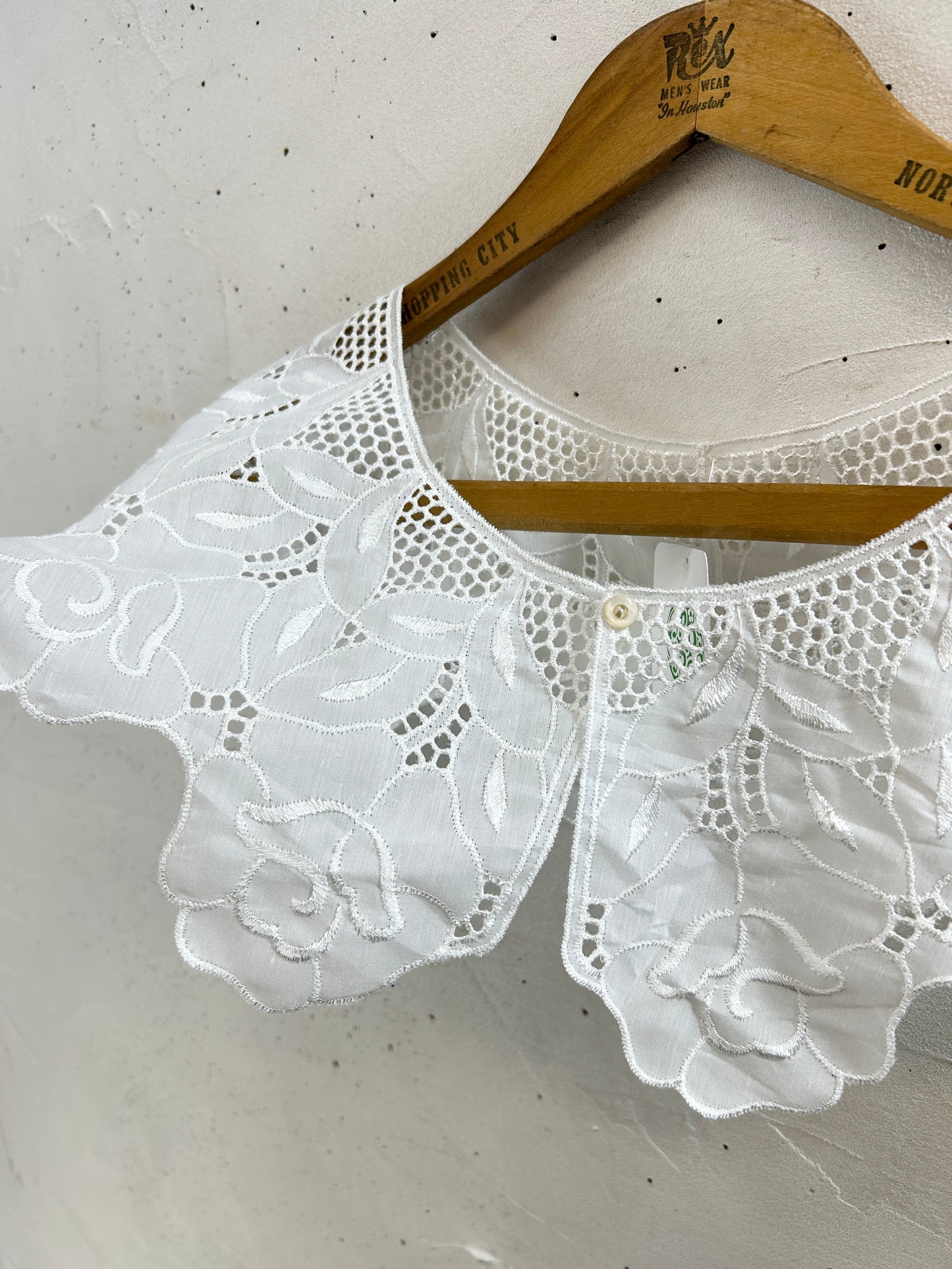 Vintage Lace Collar [J30461]