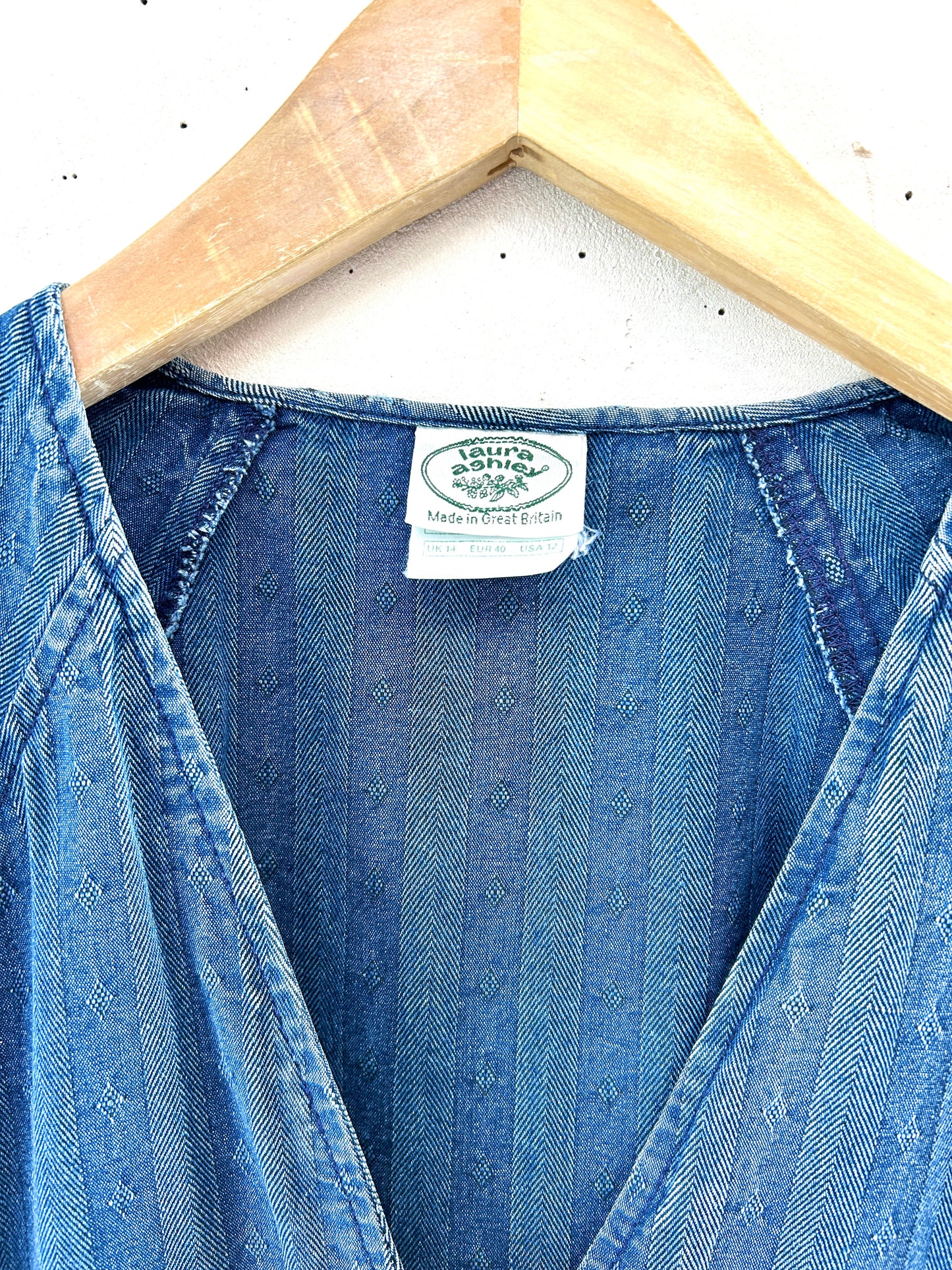 Vintage Denim Jacket 〜Laura Ashley〜 [D32199]