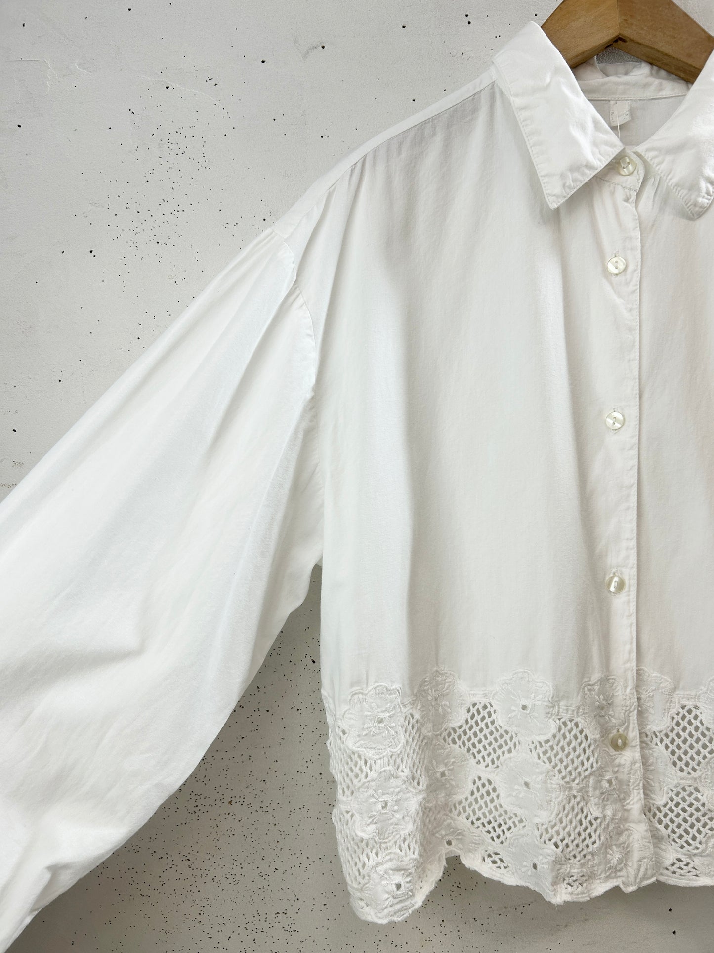 Vintage White Blouse [G32993]