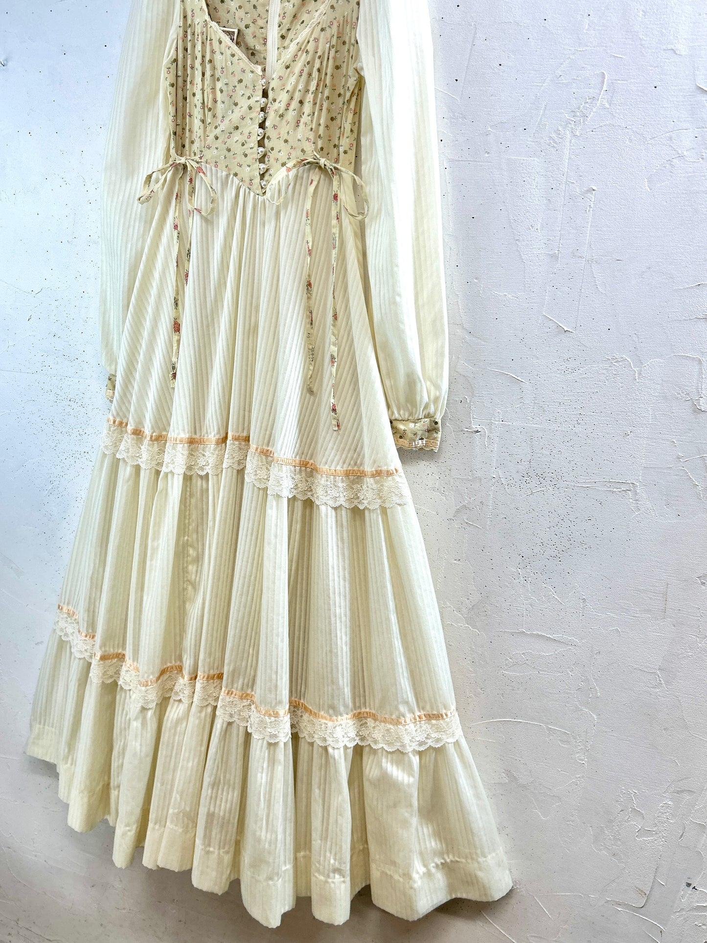 ’70s Vintage Dress〜GUNNE SAX〜[B31618]