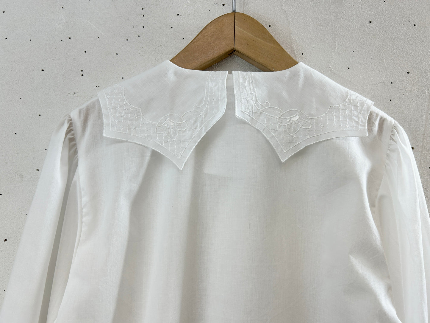 Vintage White Blouse [H30785]