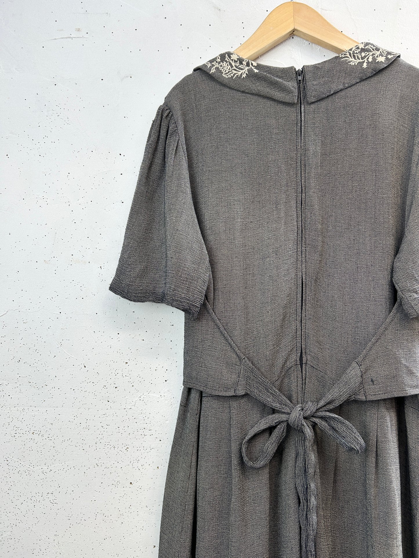 Vintage Dress [E32518]