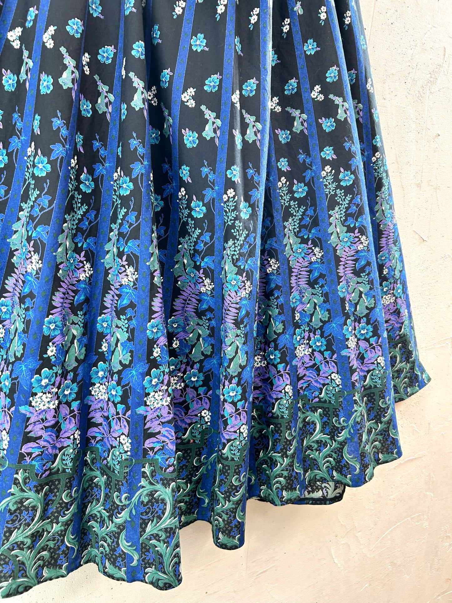 Vintage Tyrol Skirt [F32599]