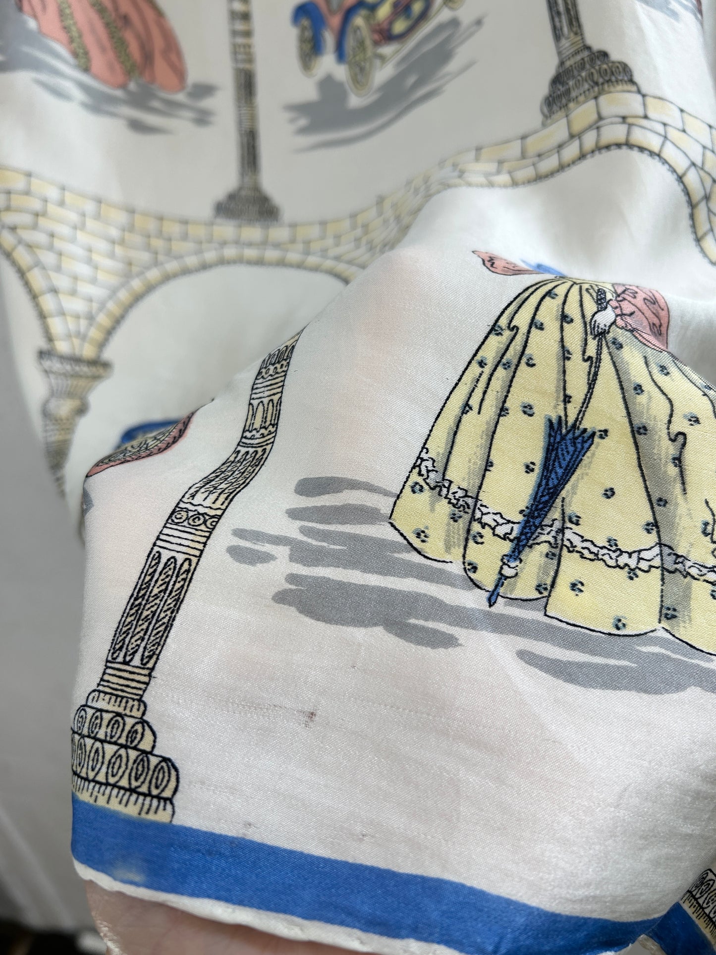 Vintage Scarf [G33297]