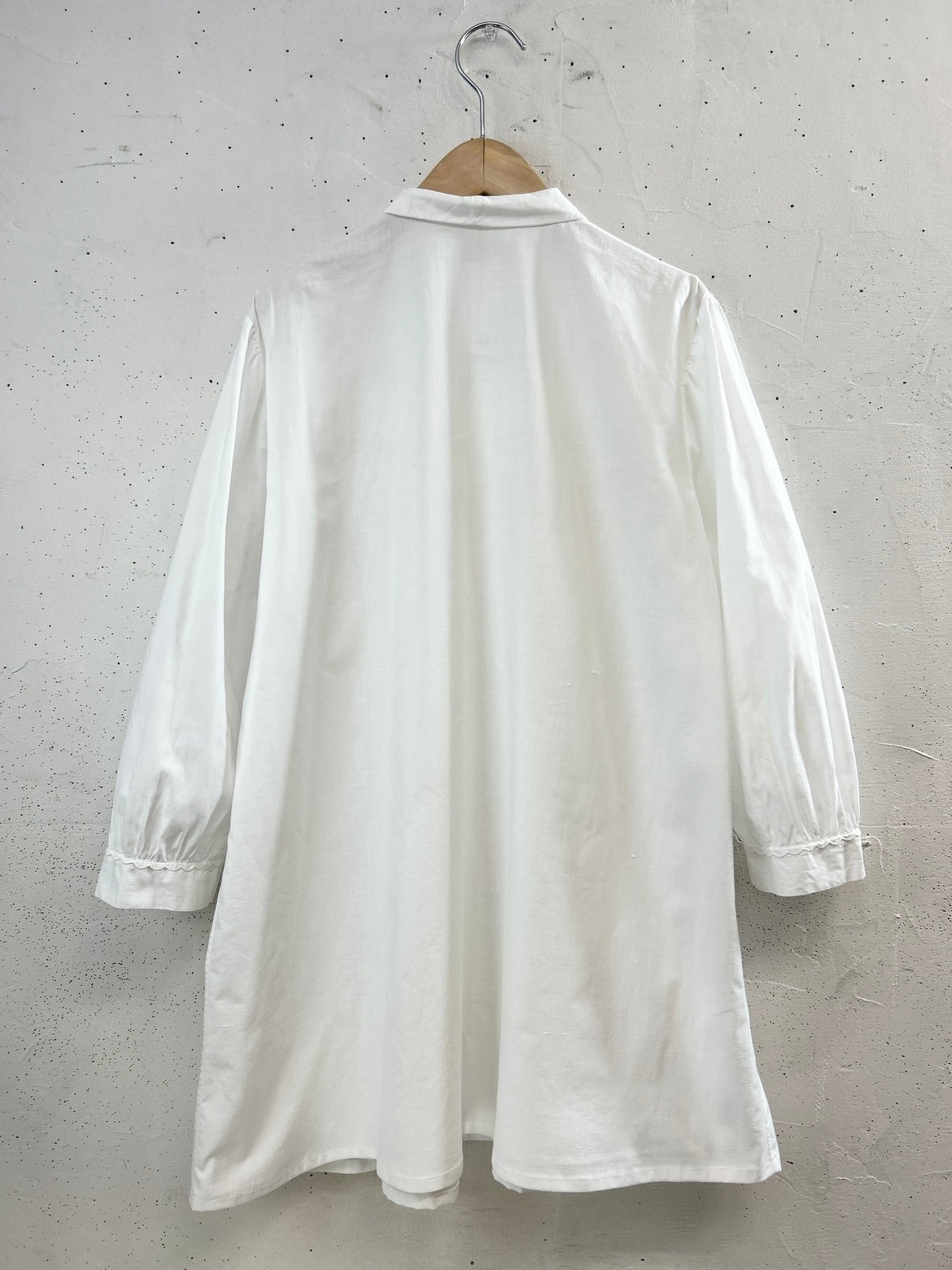 Vintage White Blouse [E32316]