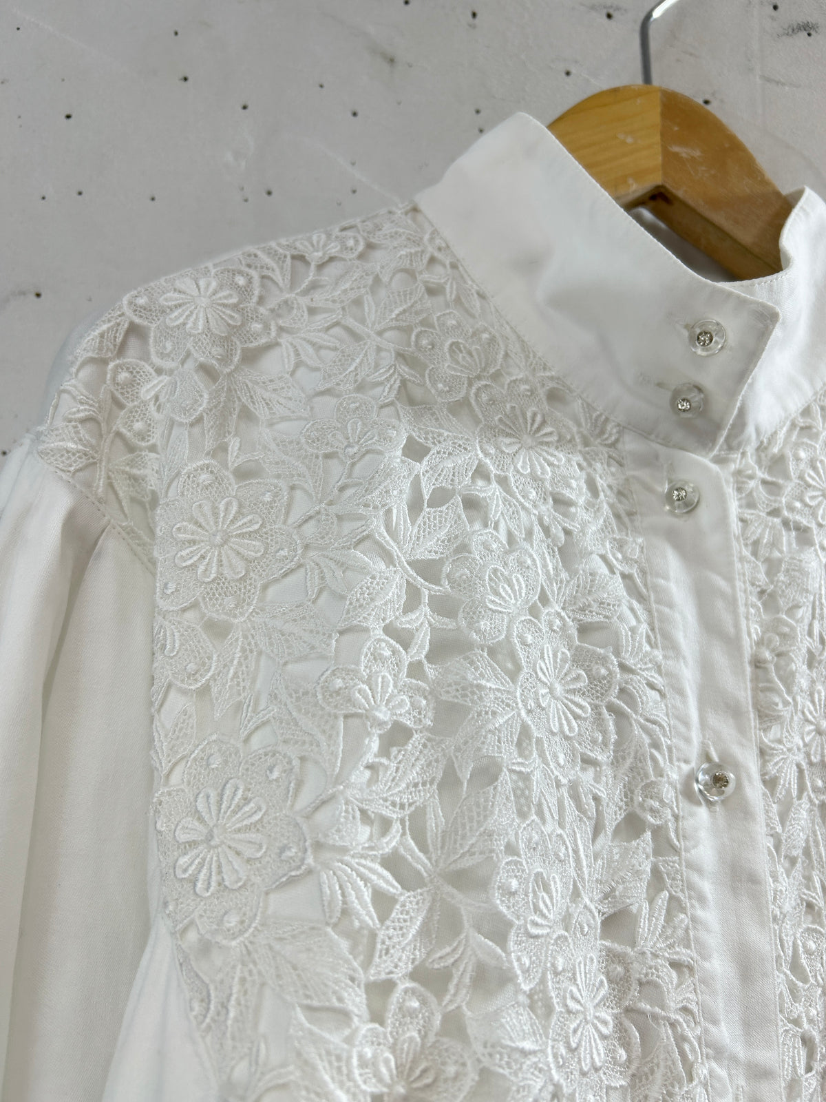Vintage White Blouse [J34073]