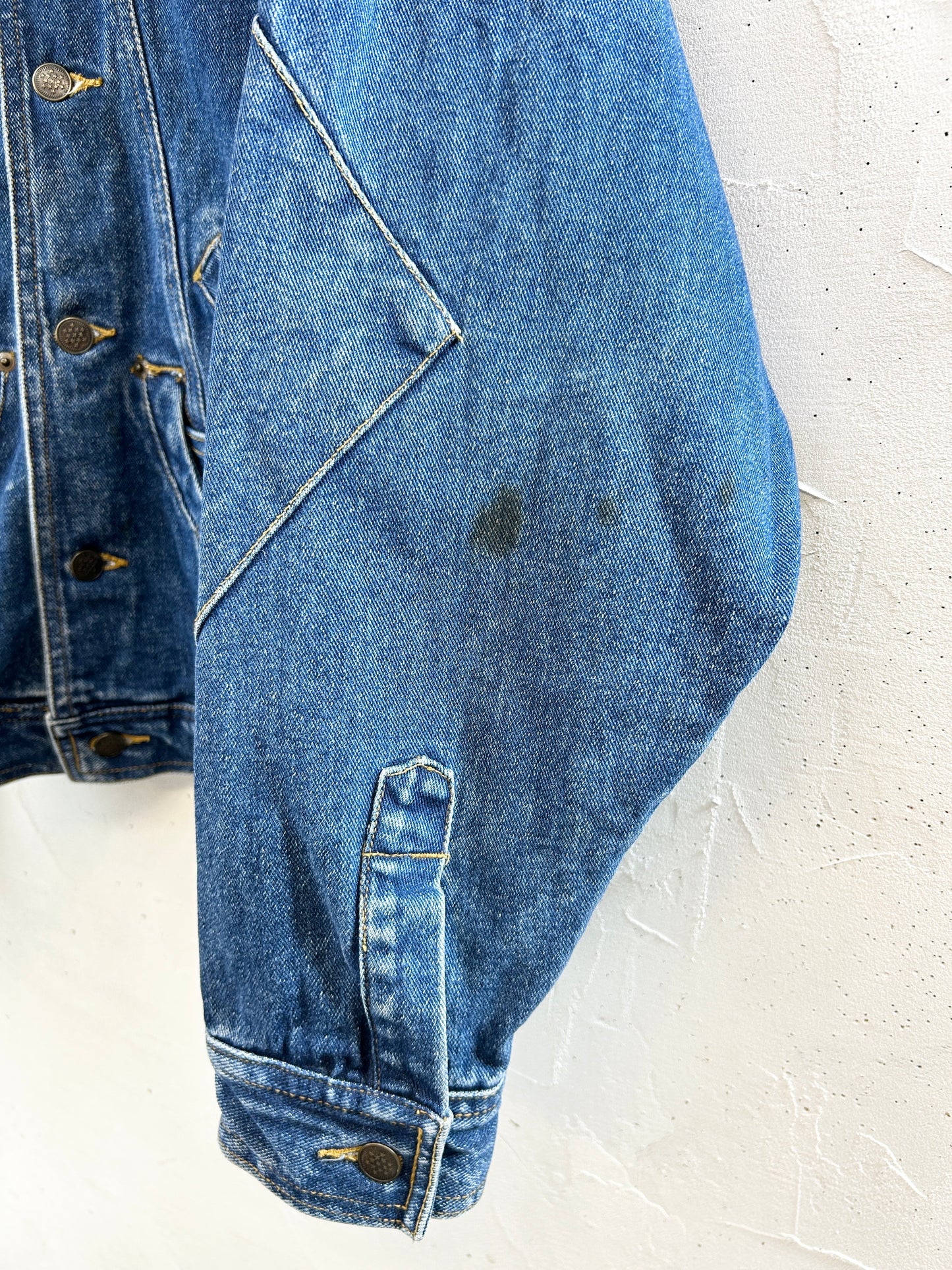 Vintage Denim Jacket [I30235]