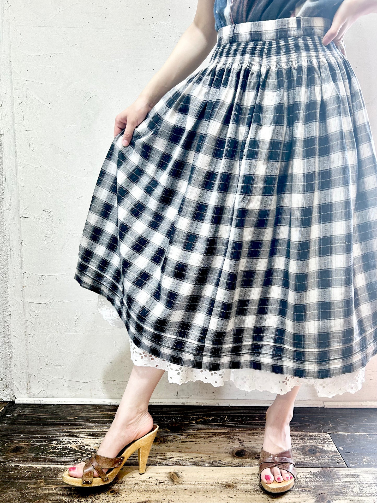 Vintage Tyrol Plaid Skirt [H24719]