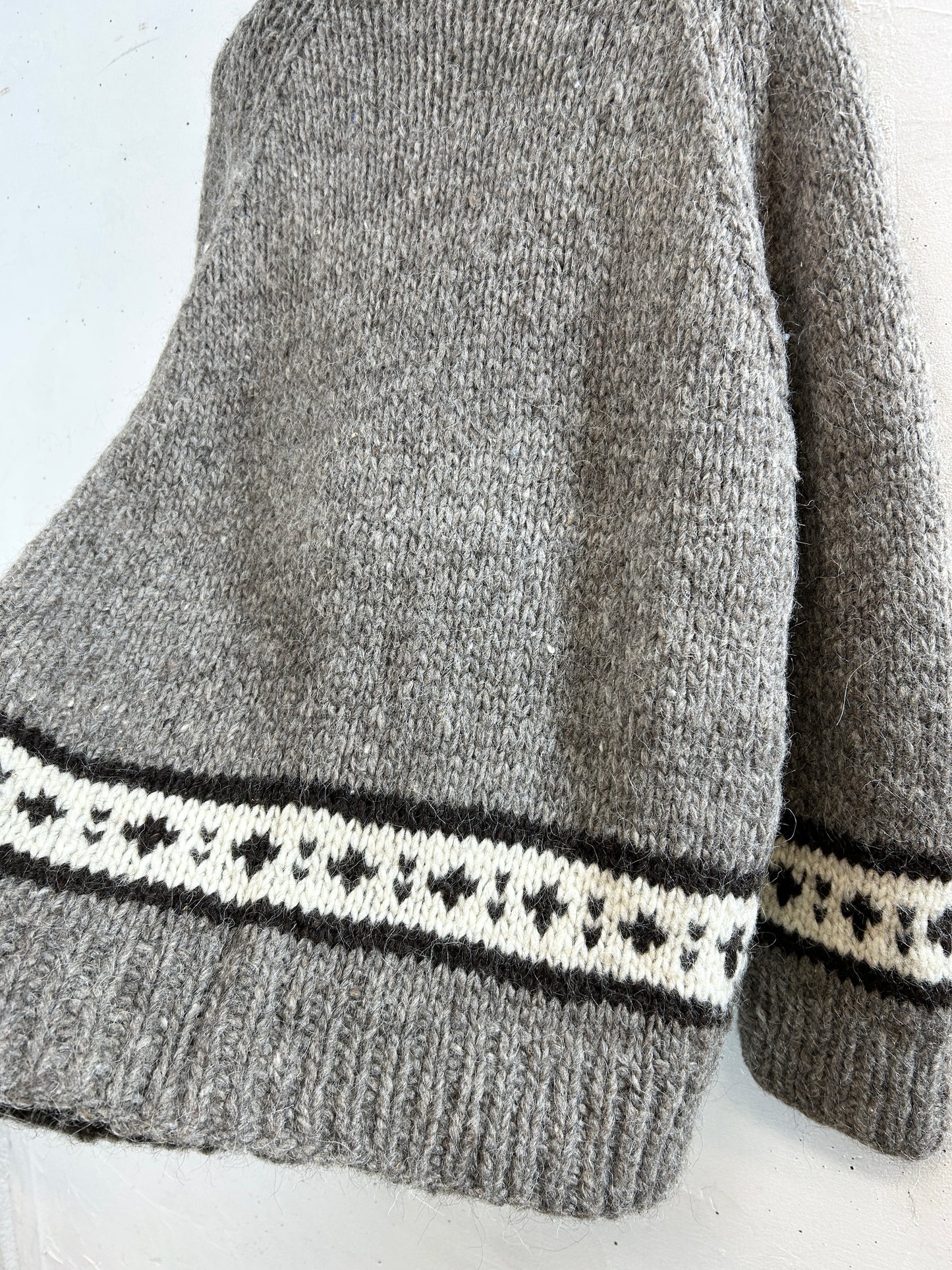 Vintage Knit Sweater [J30593]