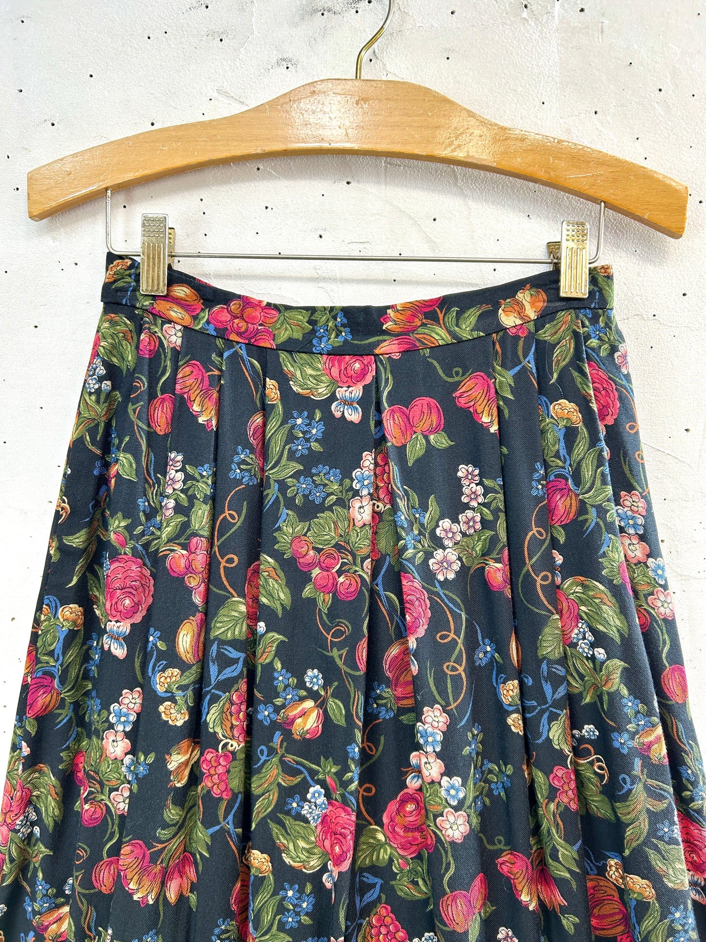 Vintage Skirt [A31396]