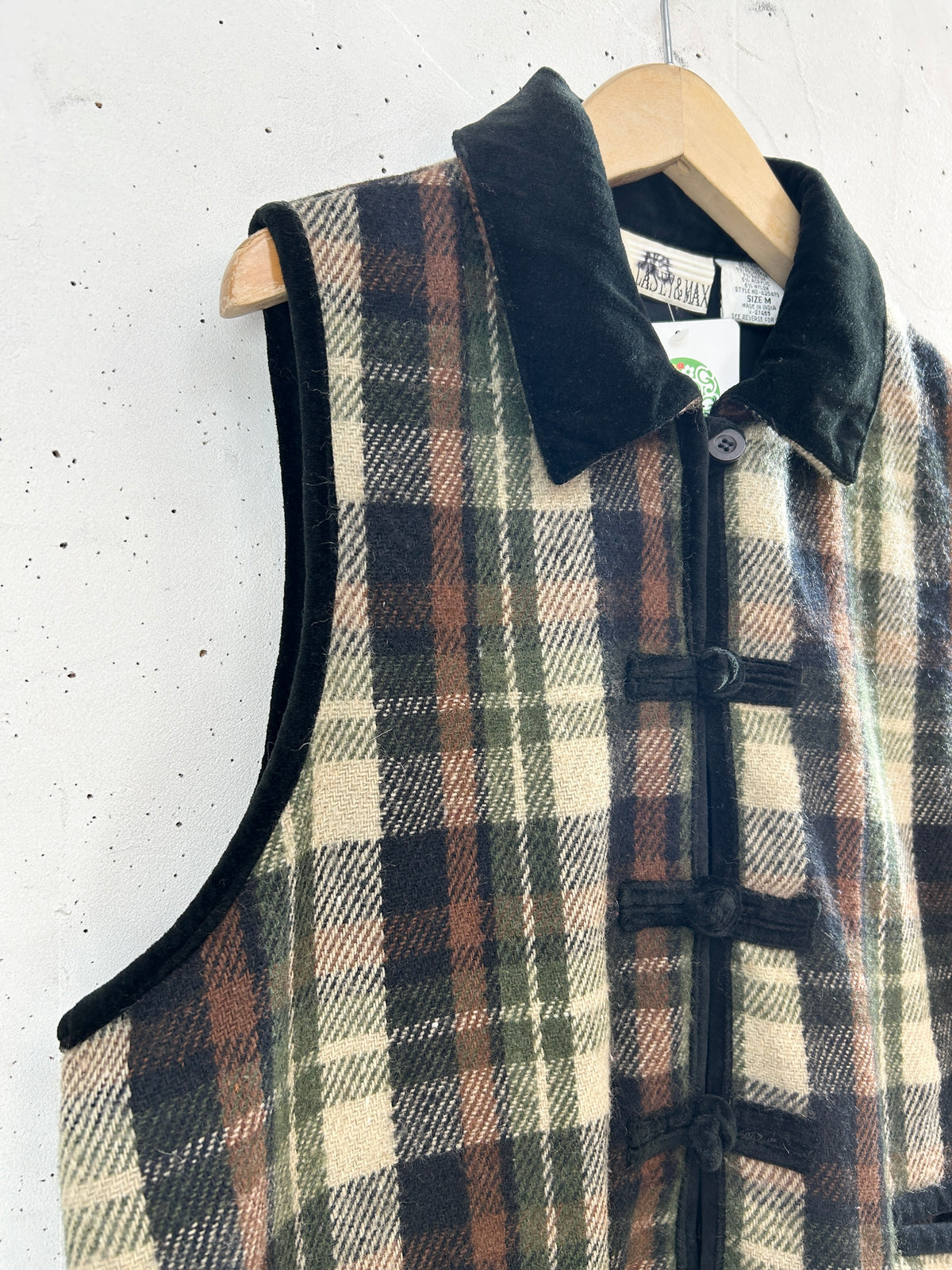 Vintage Vest [I33974]