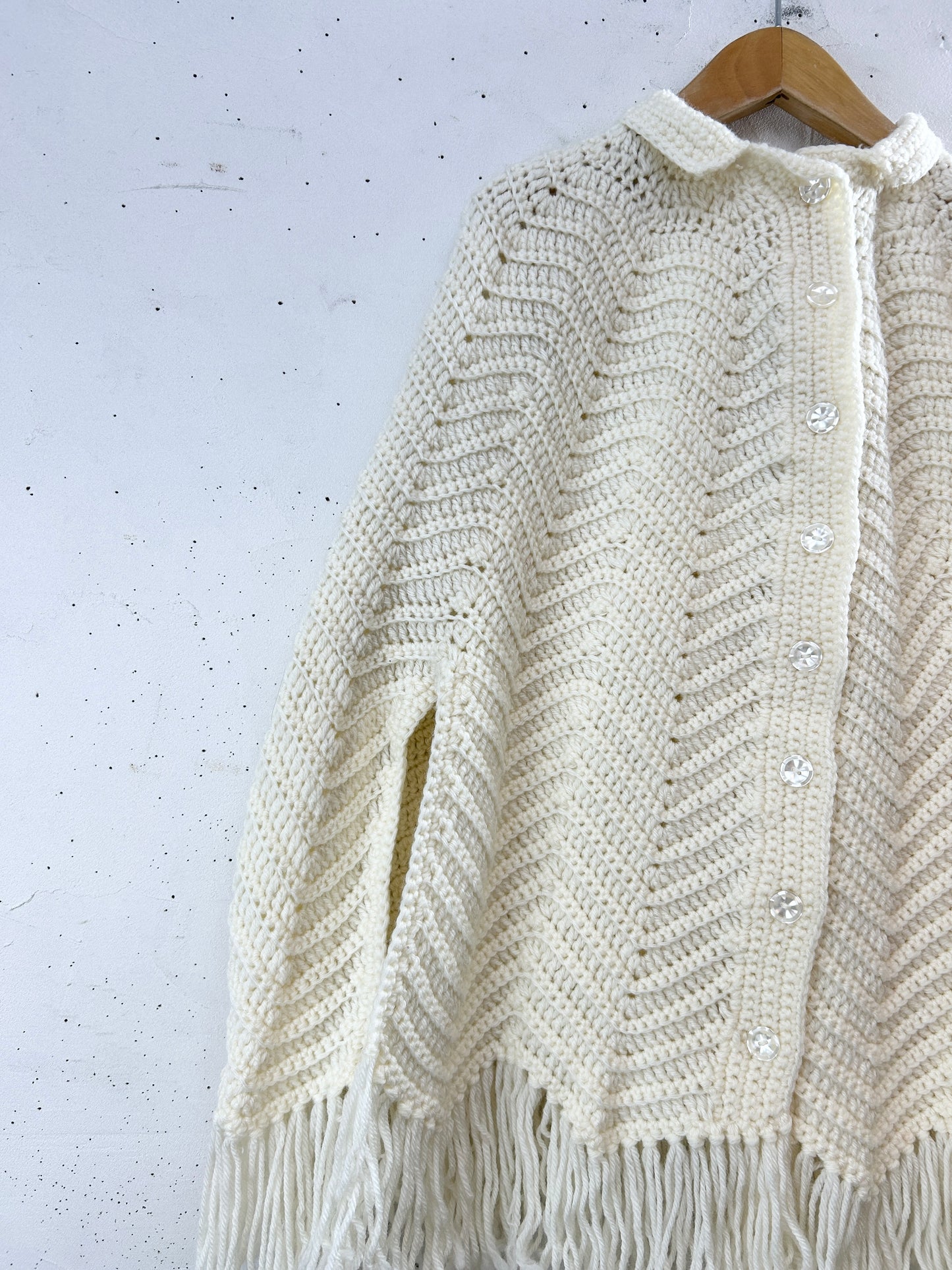 Vintage Knit Poncho [J30570]