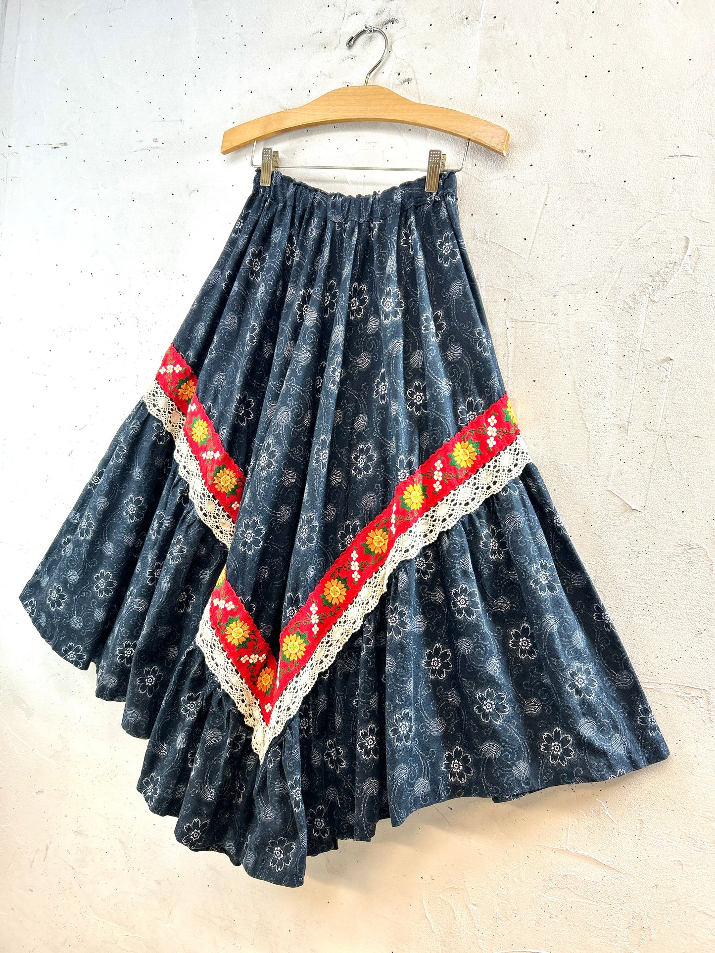 Vintage Skirt [J30654]