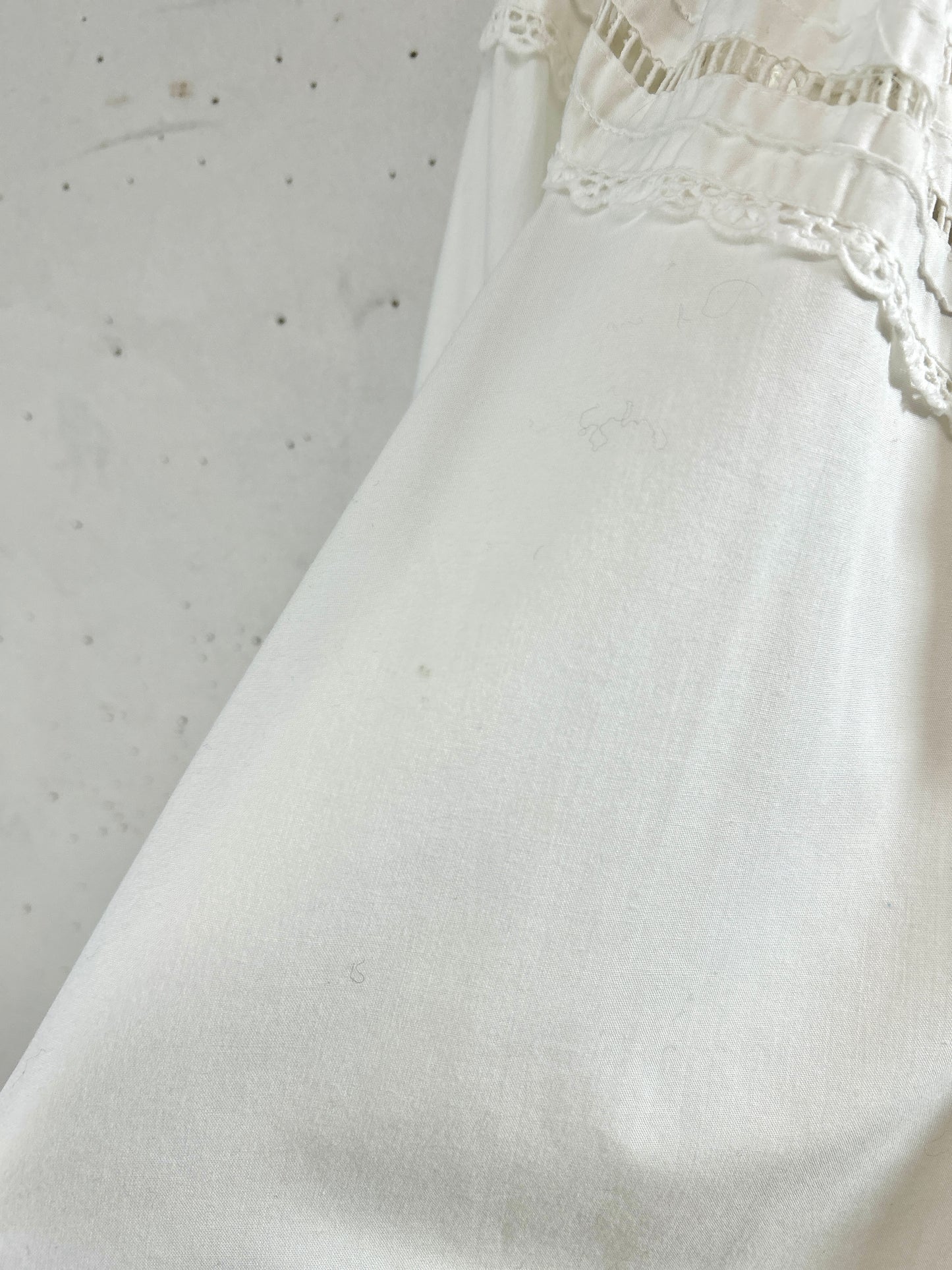 Vintage White Blouse [A31437]