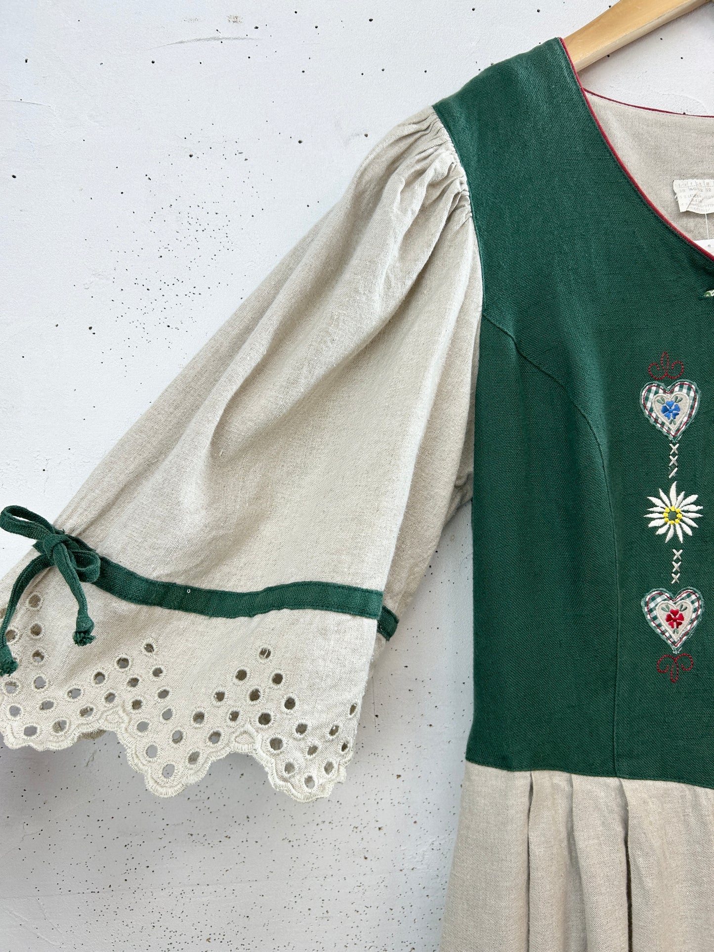 Vintage Tyrol Dress [G33260]