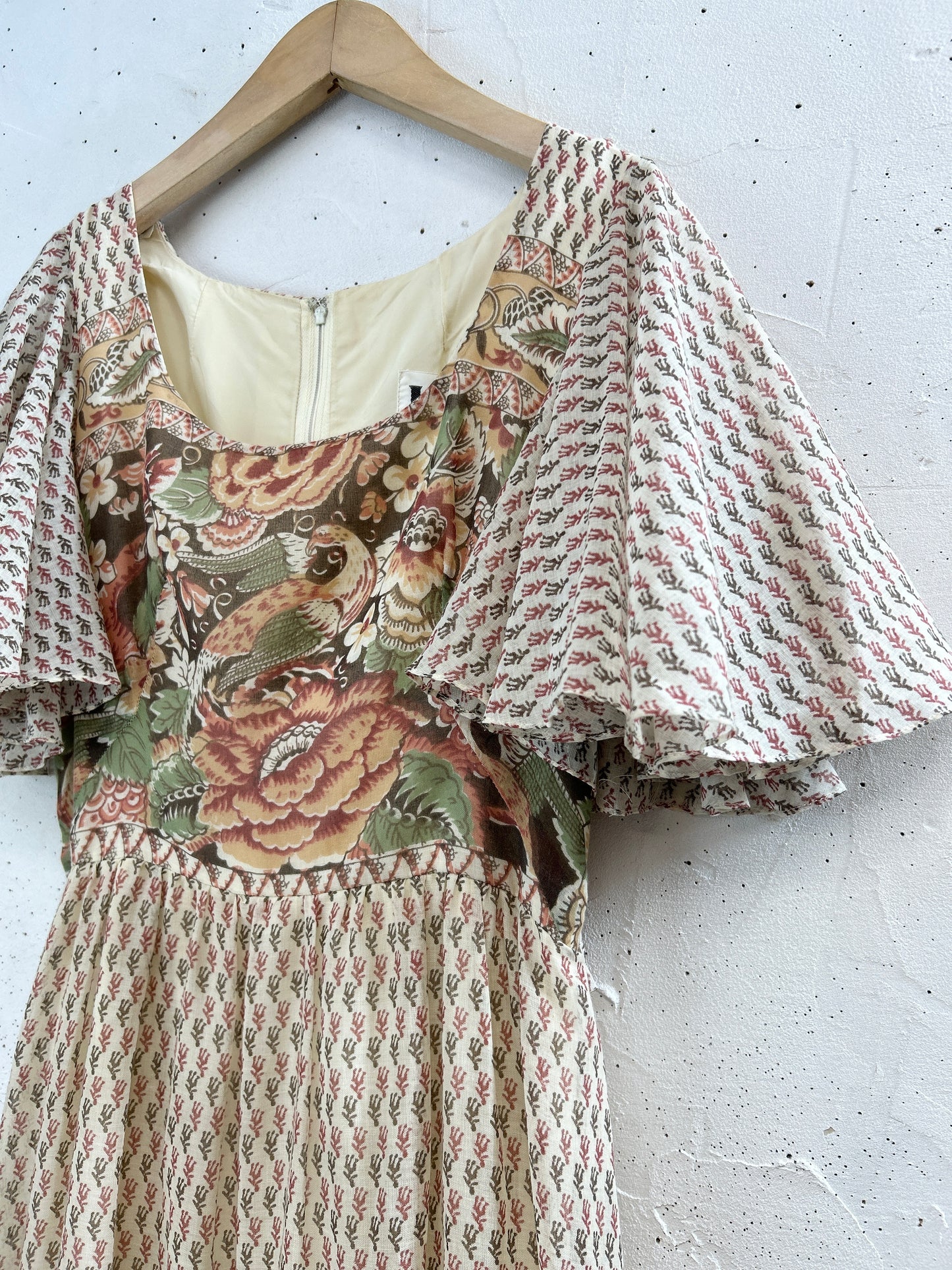 '70s Vintage Dress [F32571]