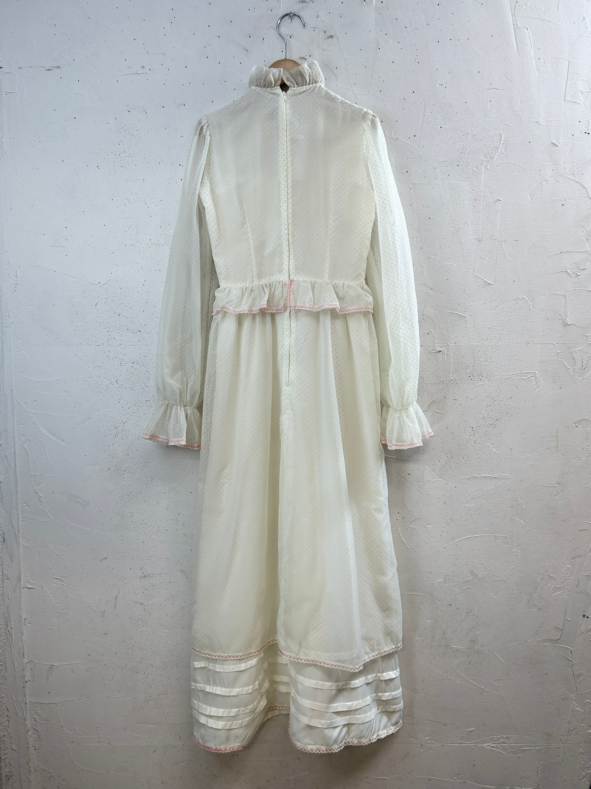 Vintage White Dress [J34079]