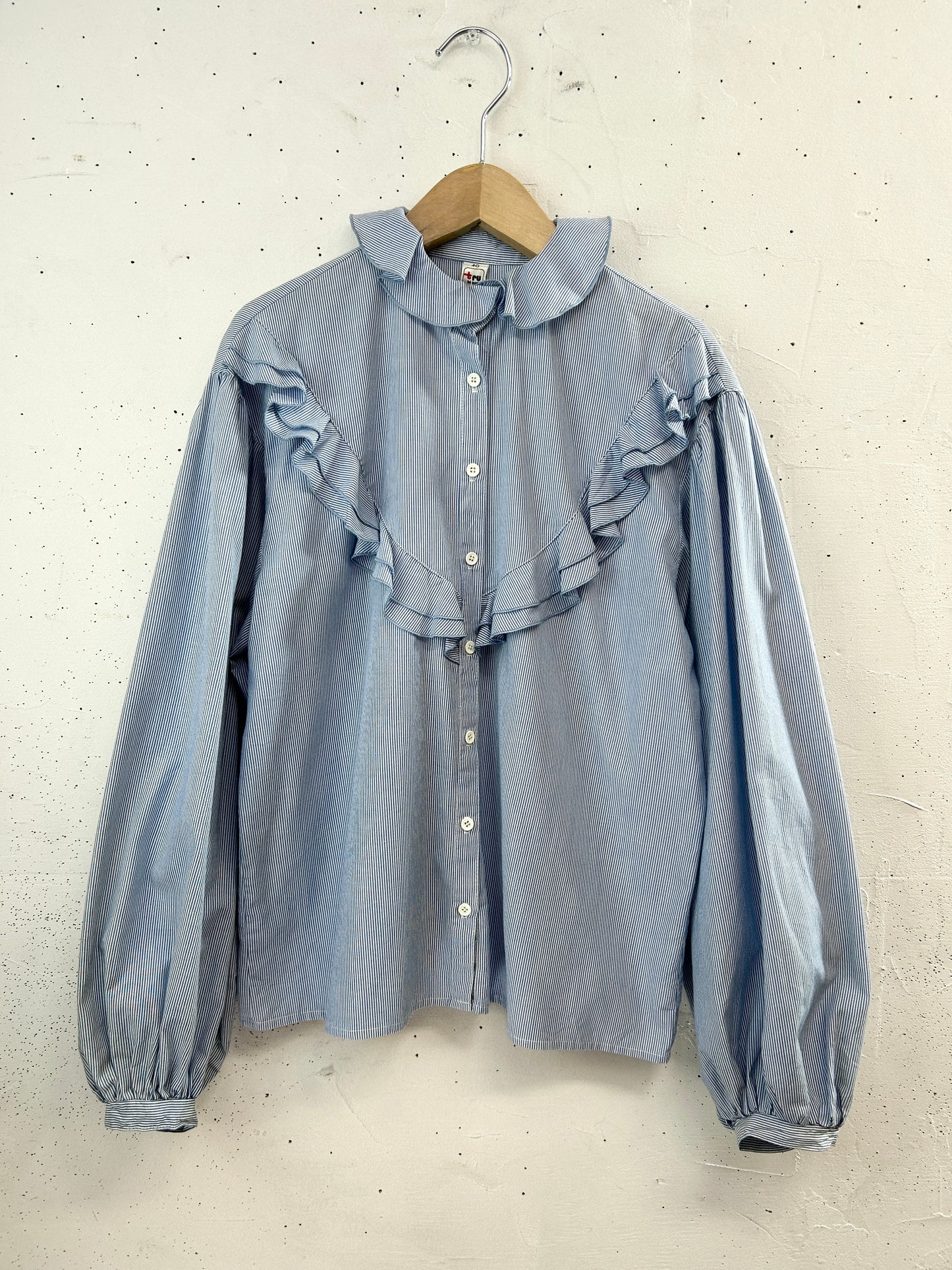 Vintage Ruffle Blouse [B31574]