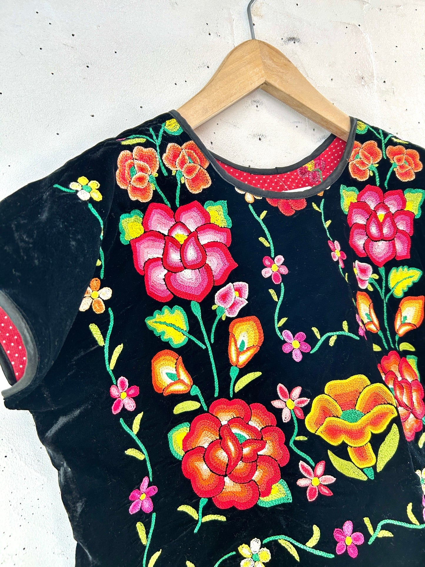 Vintage Tops [H33600]