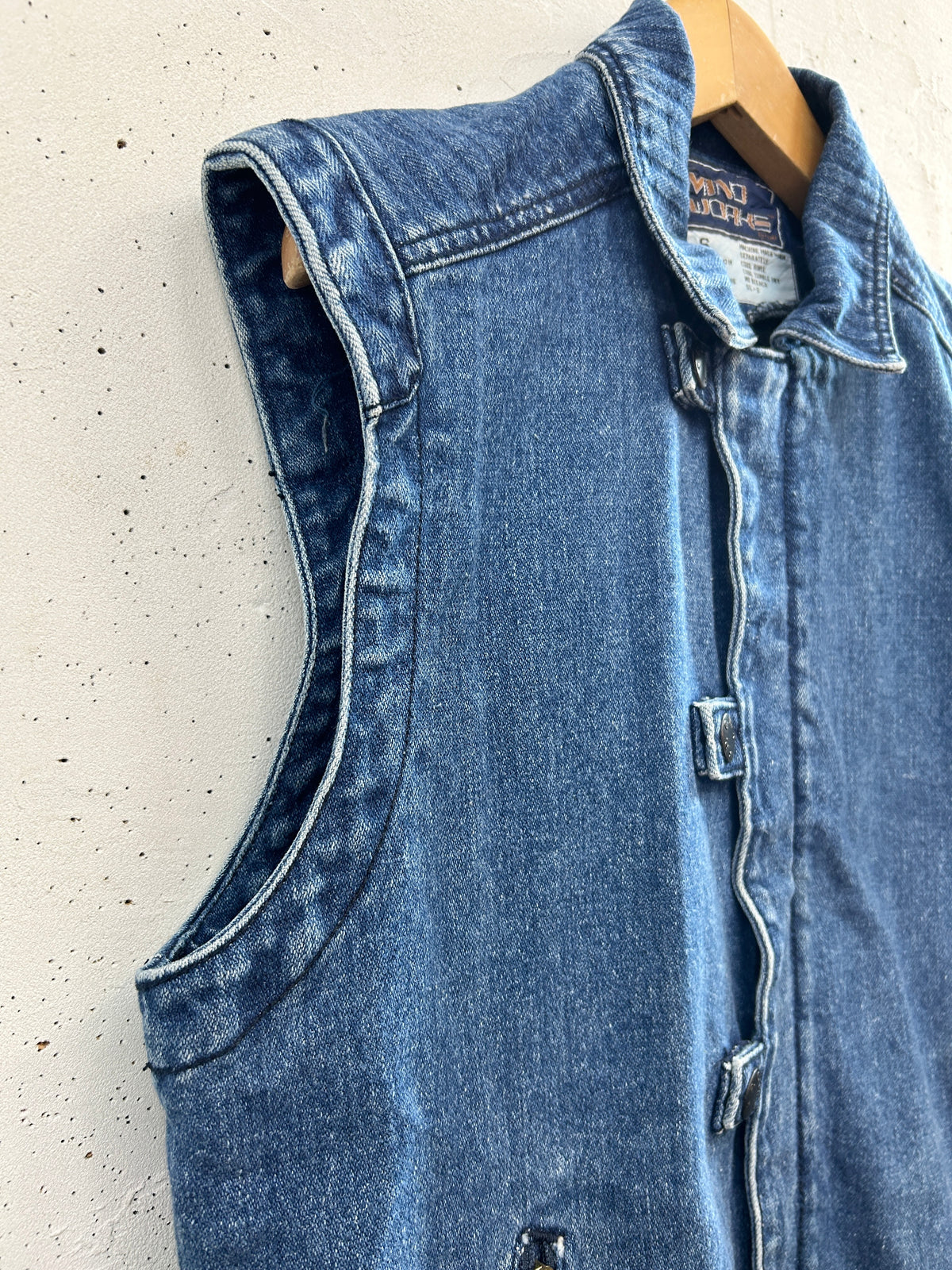 Vintage Vest [I33891]