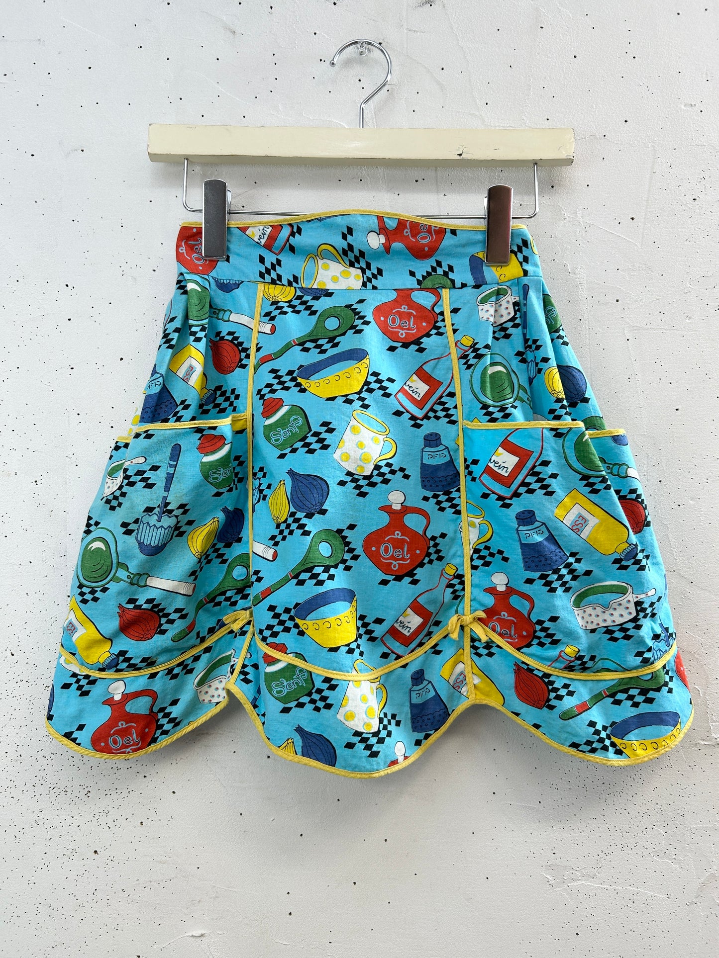Vintage Apron [H33348]