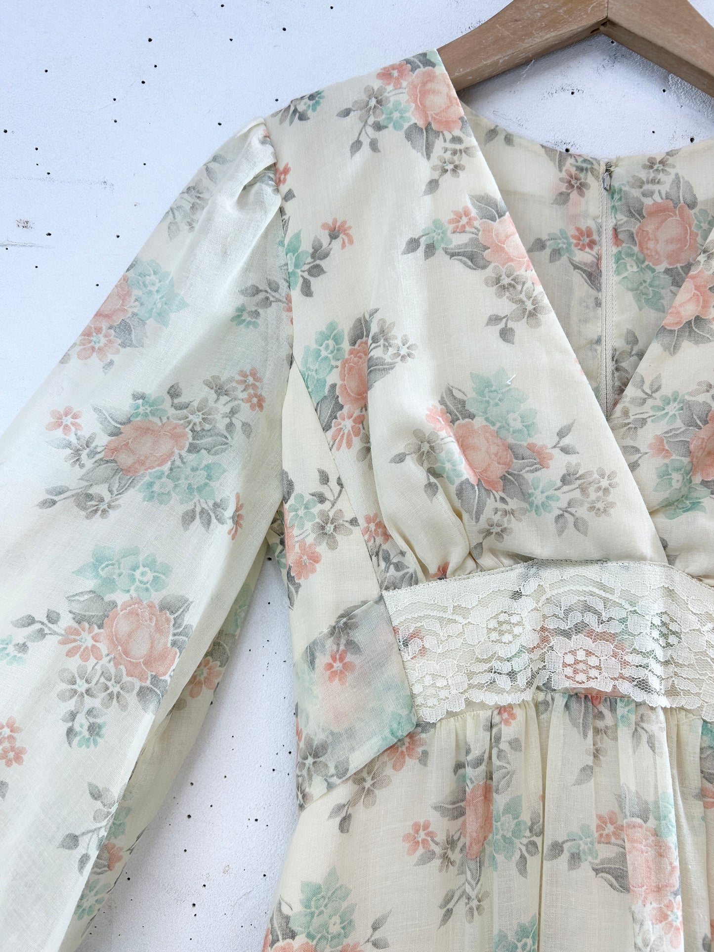 '70s Vintage Dress [J30634]