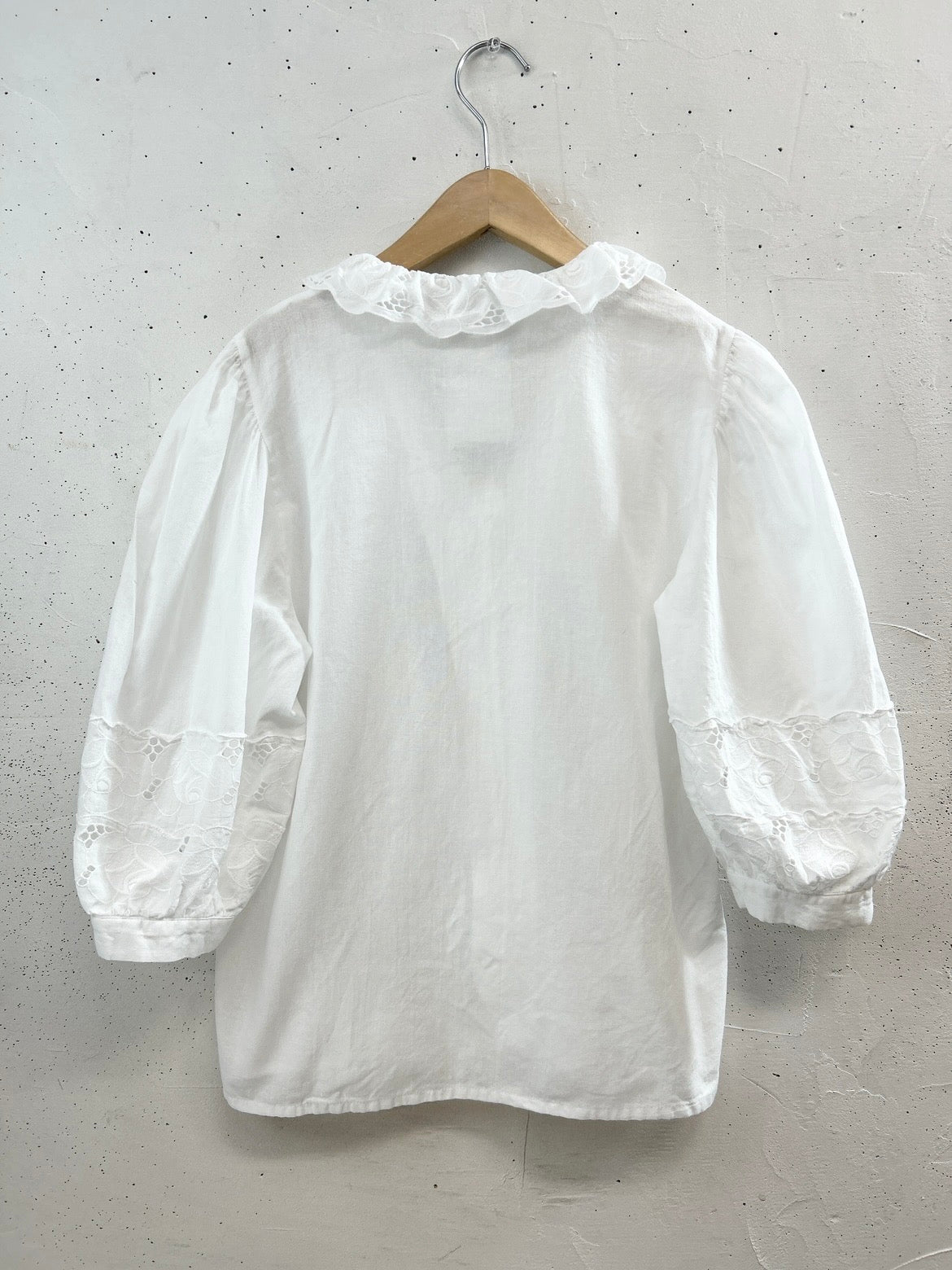 Vintage White Blouse [D32076]