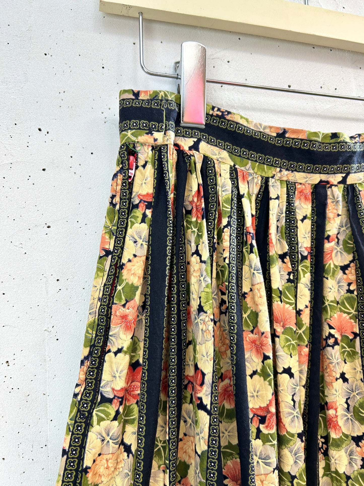 Vintage Skirt [H33427]