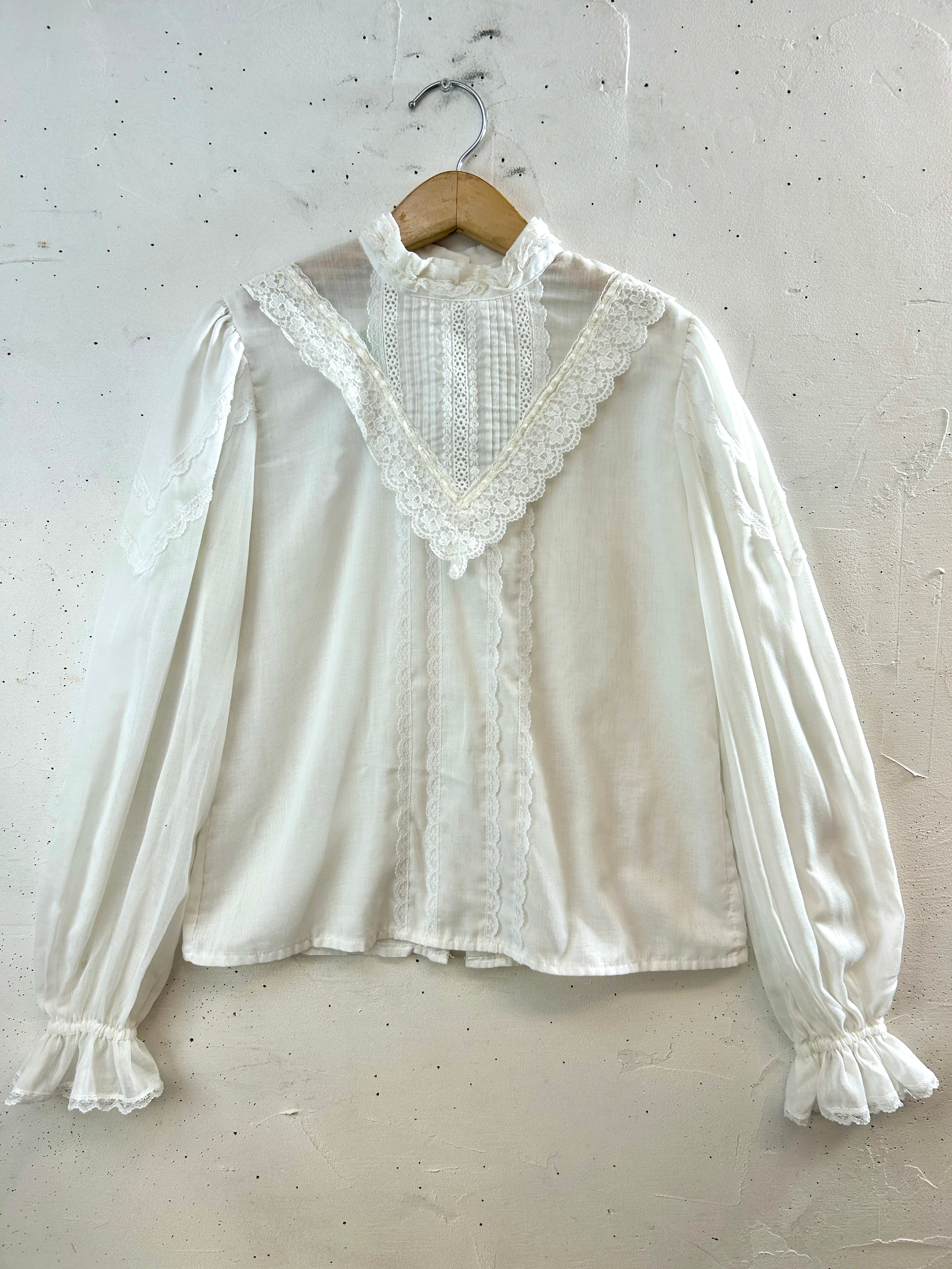 70s used vintage GUNNIES ブラウス　丸襟　着画アリ 70sVintage White Blouse 〜GUNNIES〜 [I30321] – GROGGROG