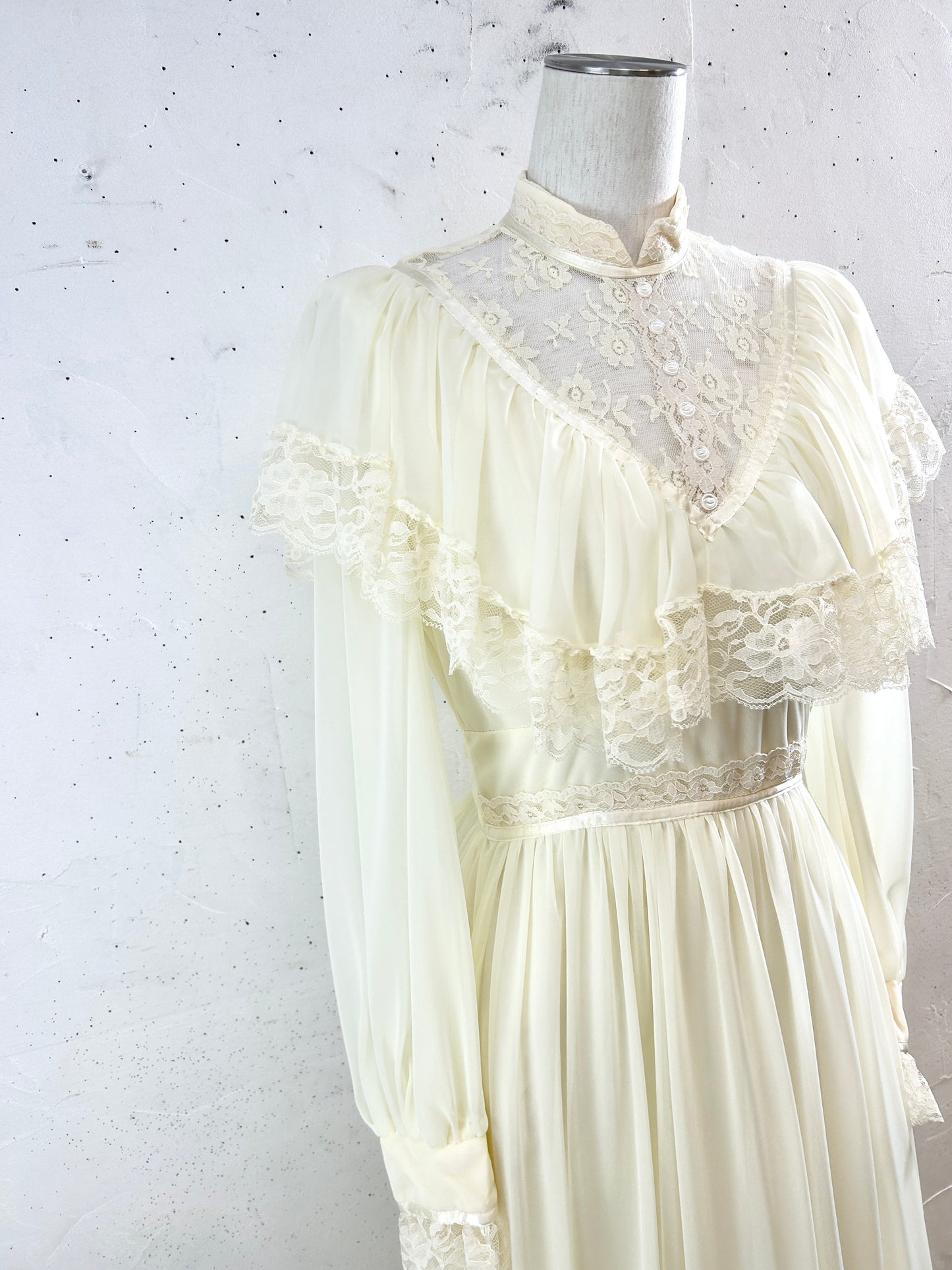 Vintage White Lace Dress [K30814]
