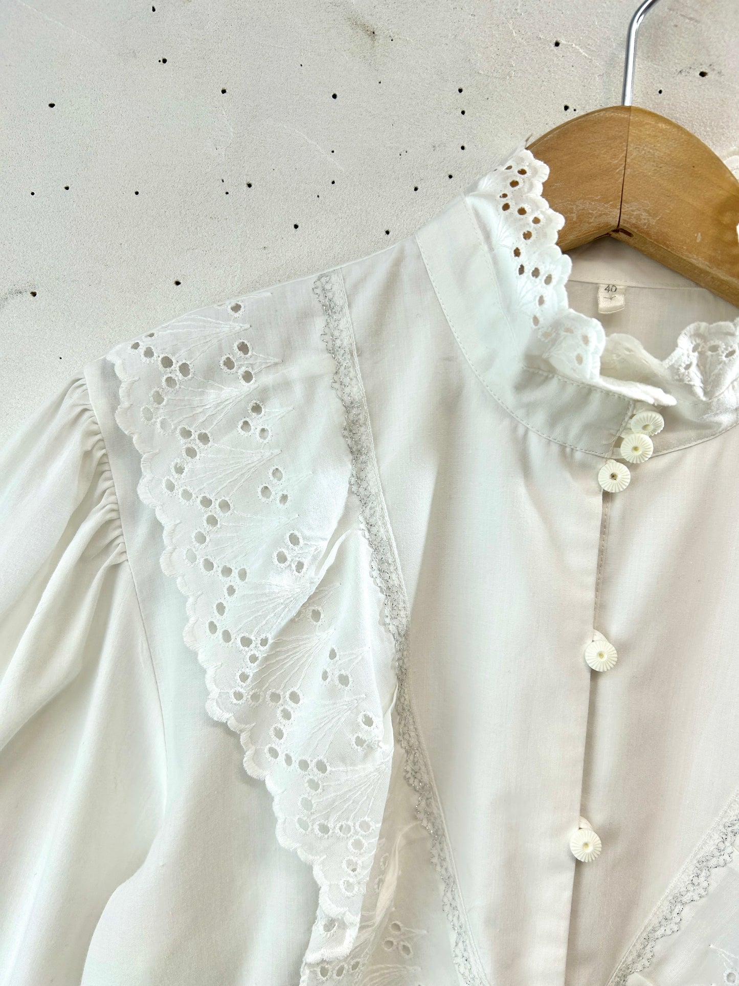 Vintage White Blouse [B31585]