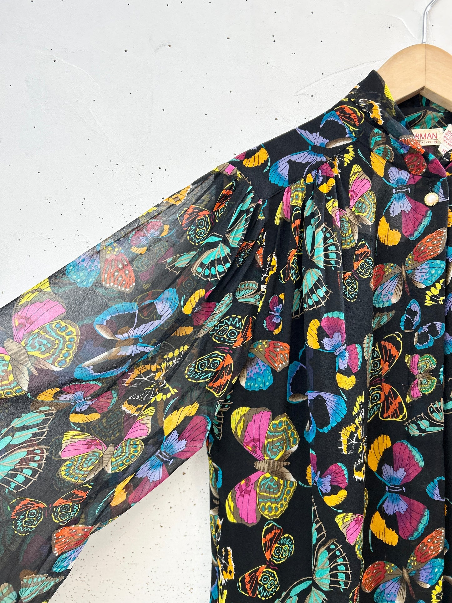 Vintage Silk Blouse [B31644]