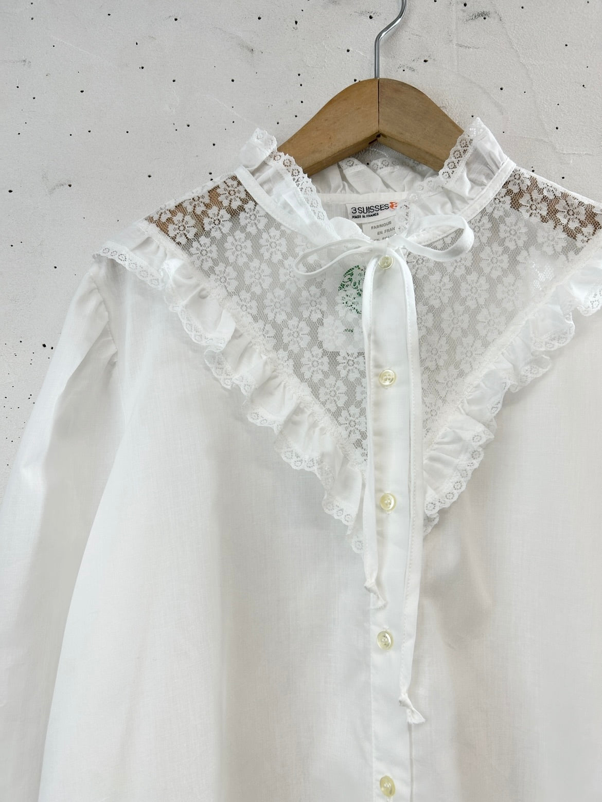 Vintage White Blouse [E32317]
