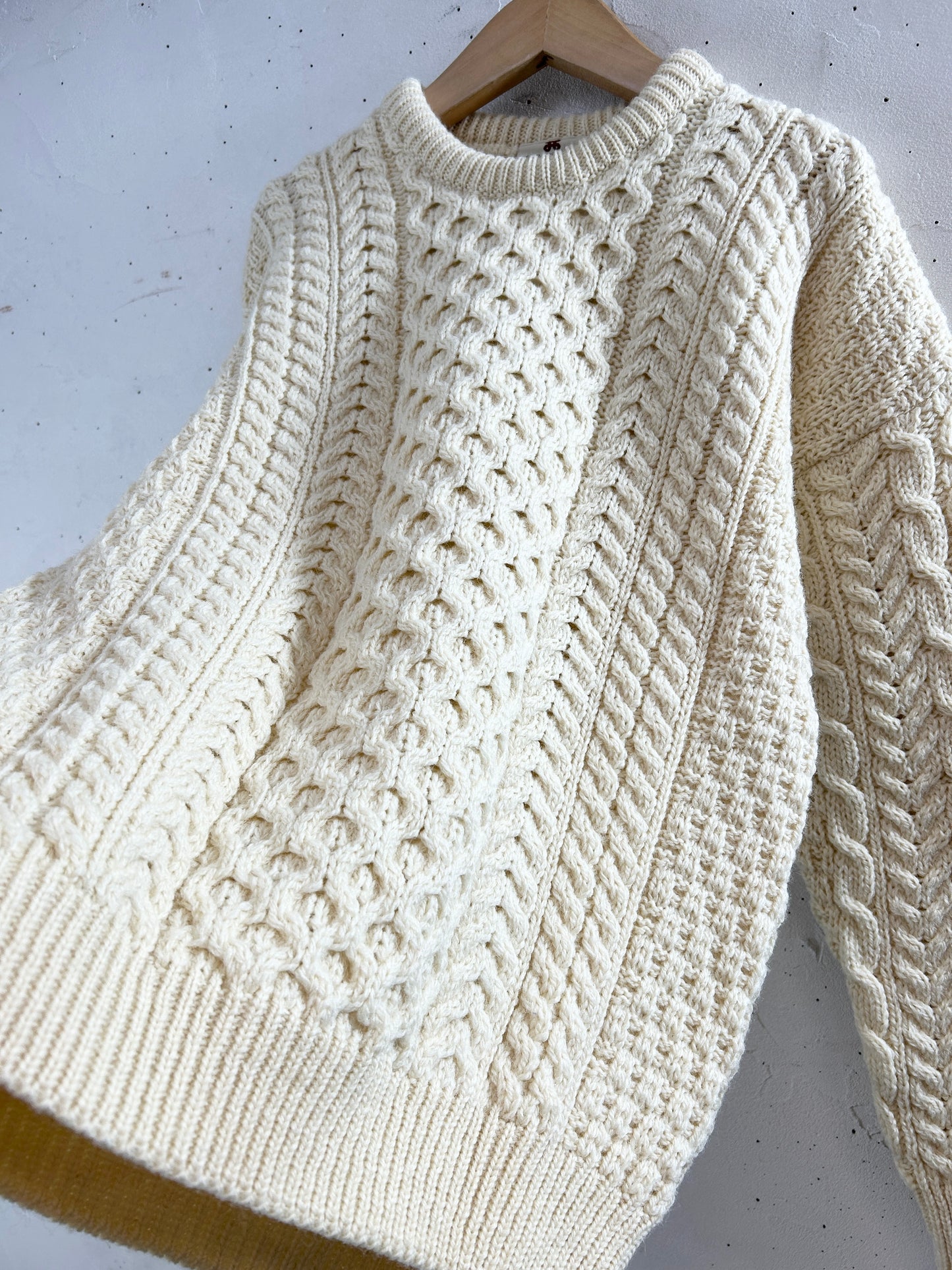 Vintage Knit Sweater [J30569]