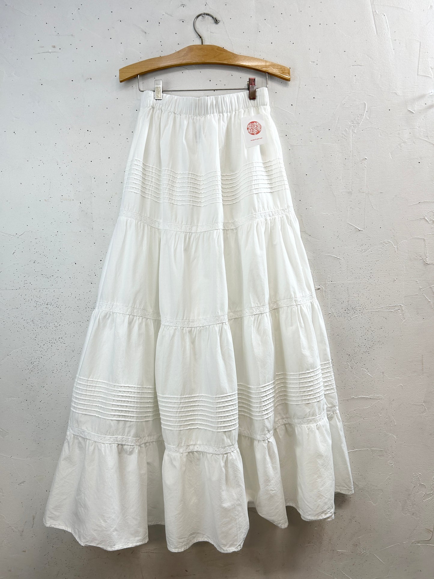 Vintage White Skirt [B31604]