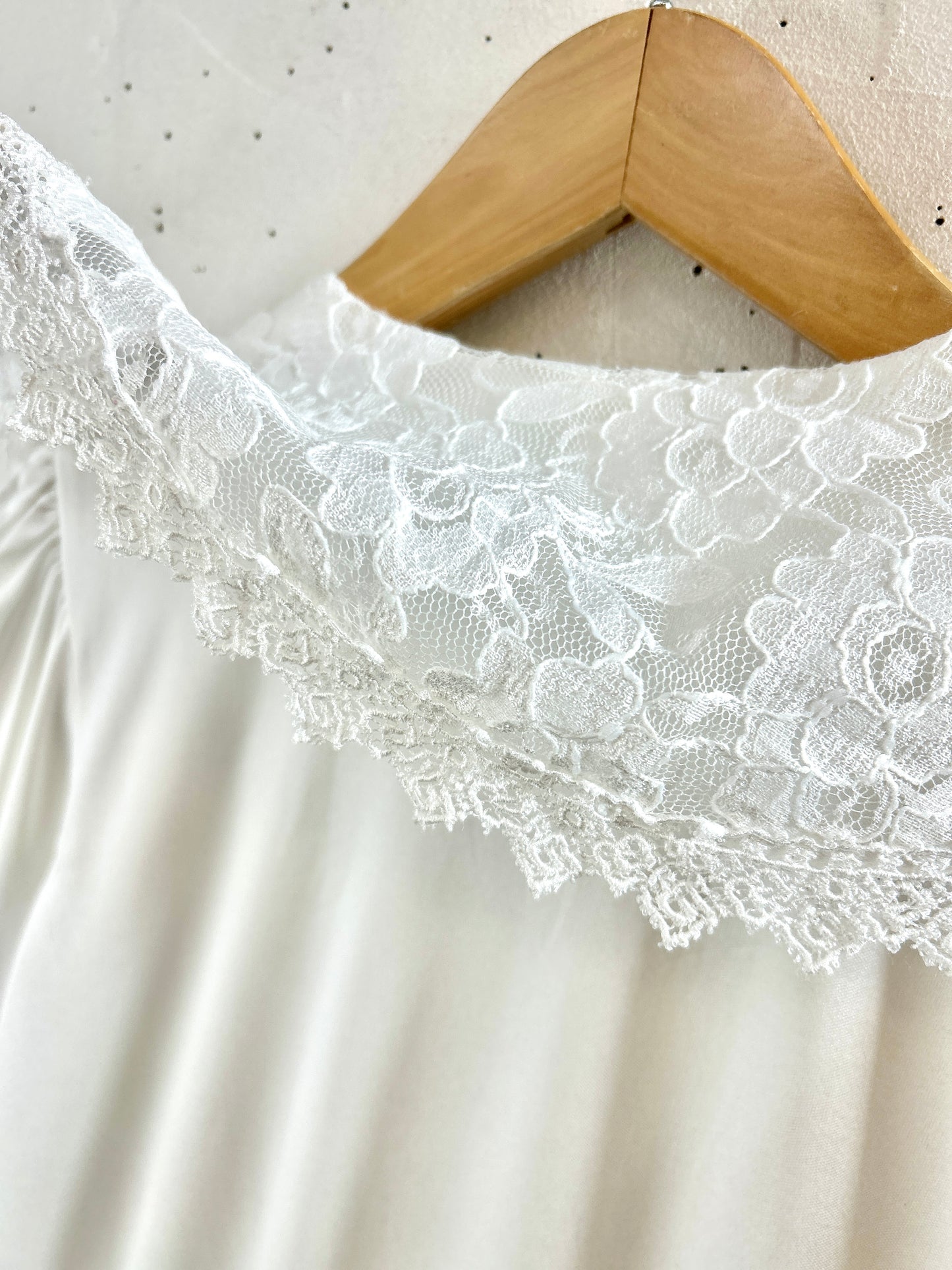 Vintage White Blouse MADE IN USA [H30932]