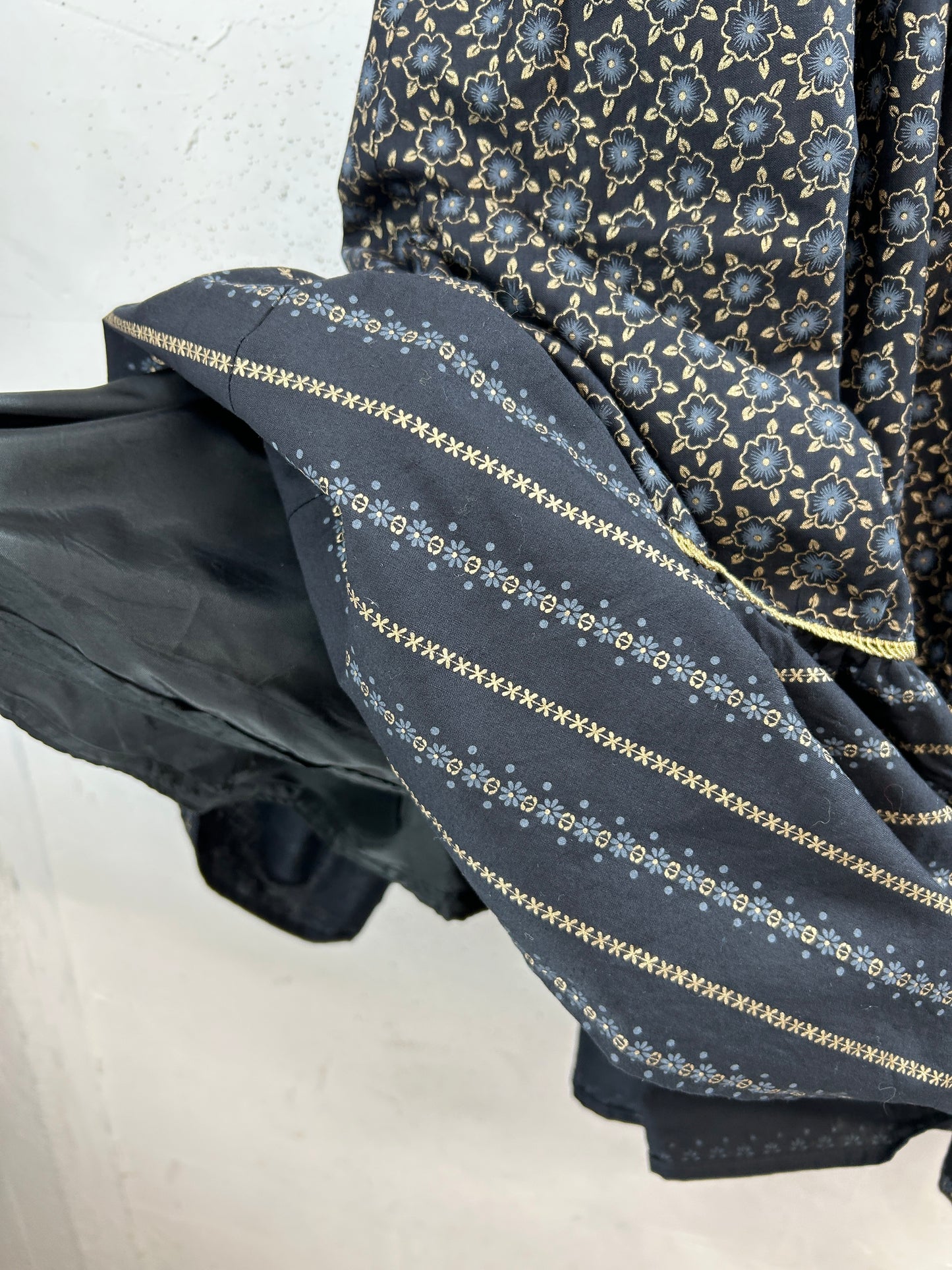 Vintage Tyrol Skirt [I33728]