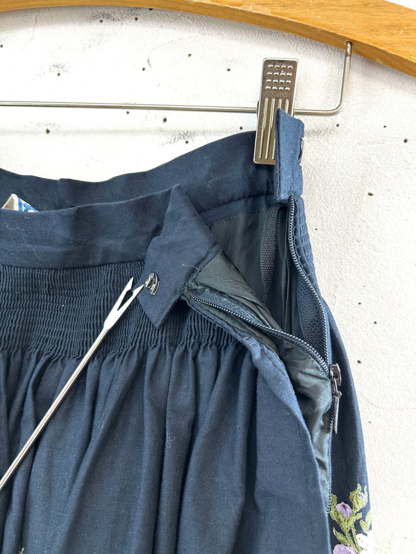 Vintage Tyrol Skirt Made in Austria [G33181]