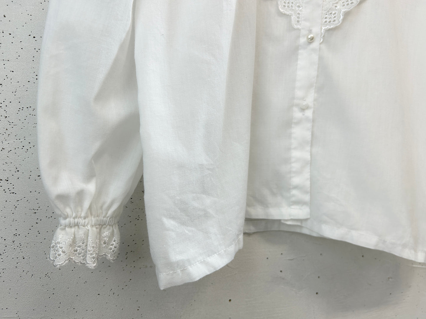 Vintage White Blouse [C31819]
