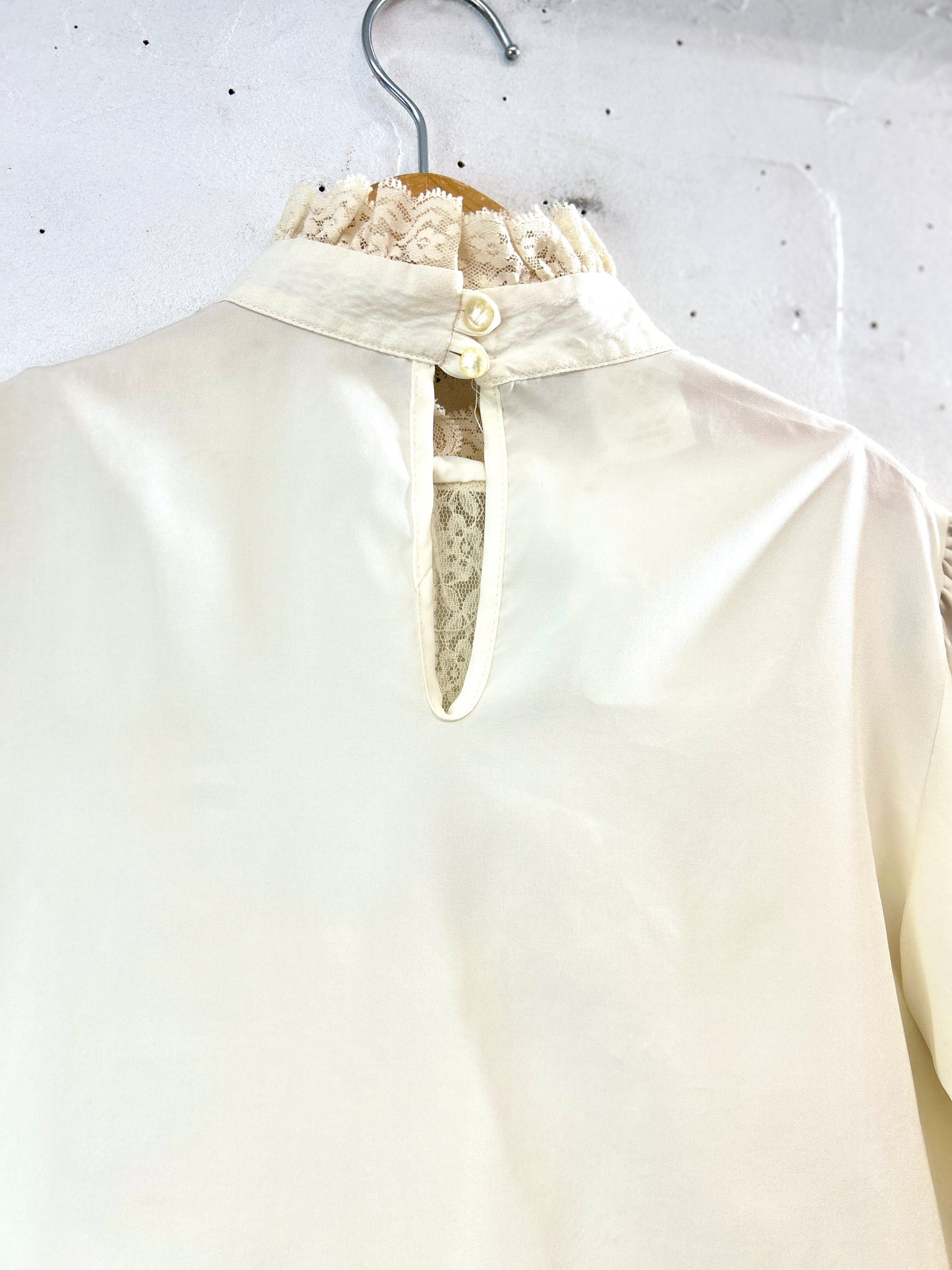 Vintage White Blouse MADE IN USA [B31687]