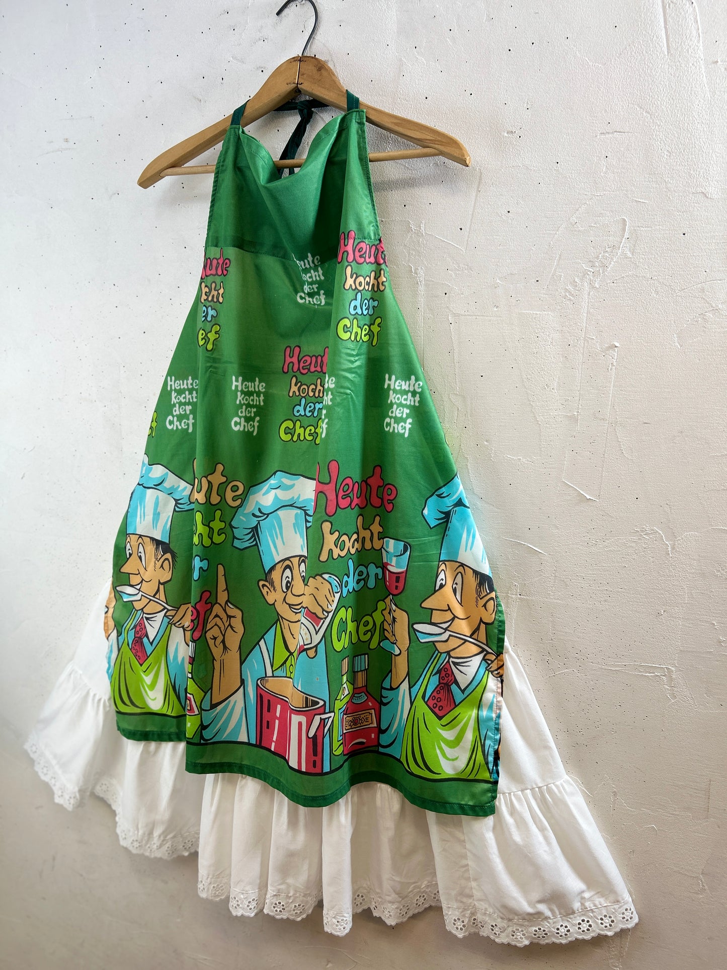 Vintage Apron [J30392]