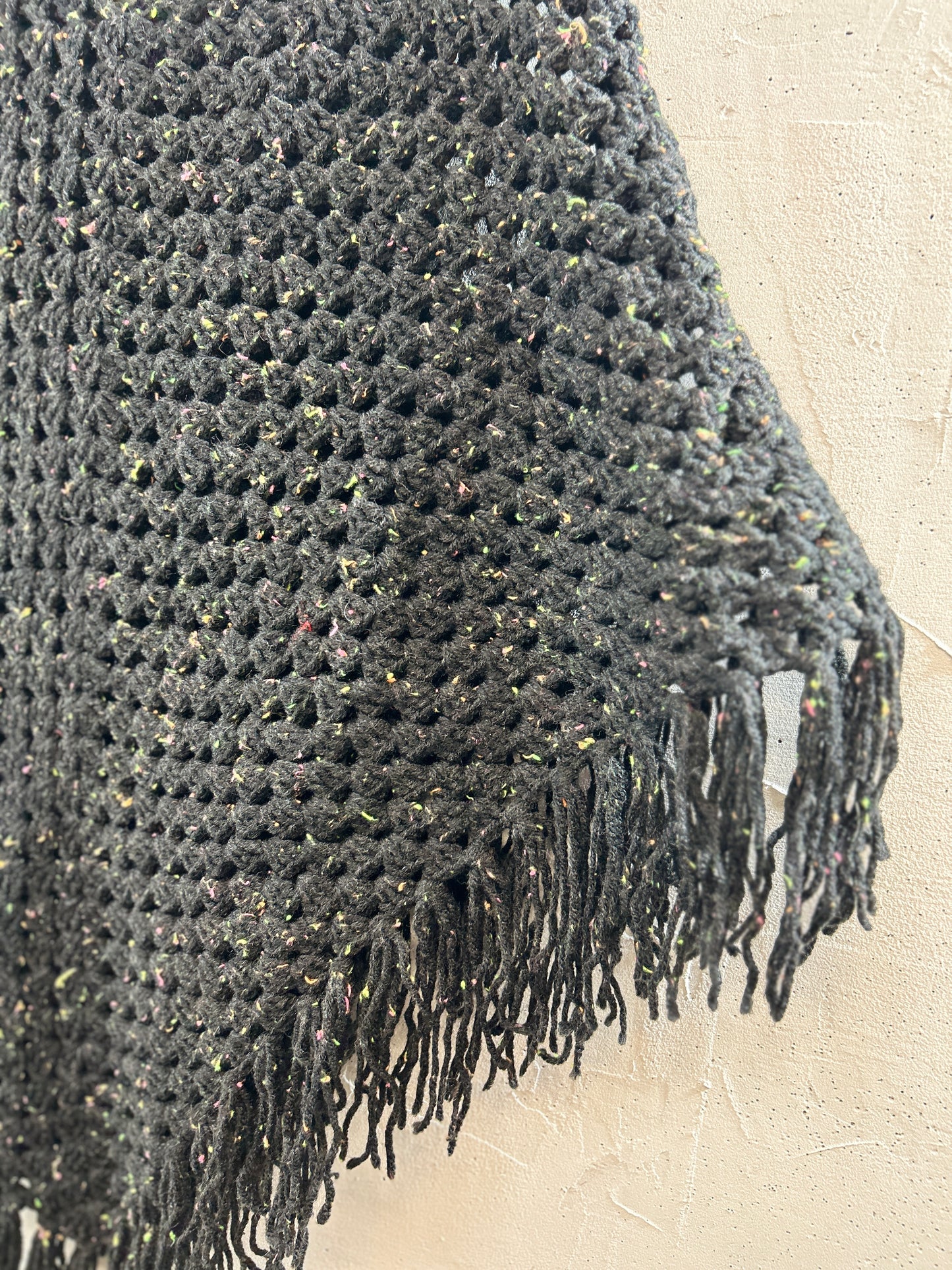 Vintage Knit Poncho [J30671]