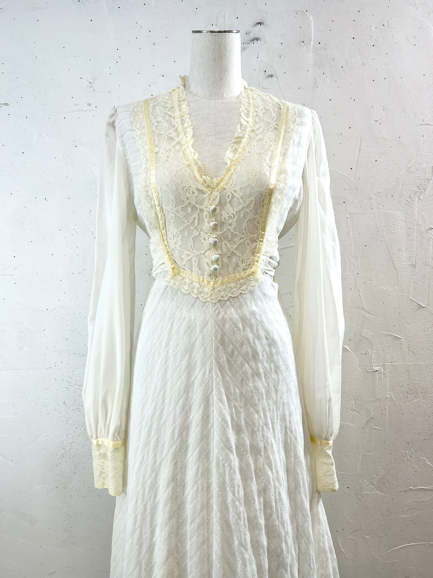 Vintage White Lace Dress [K30818]