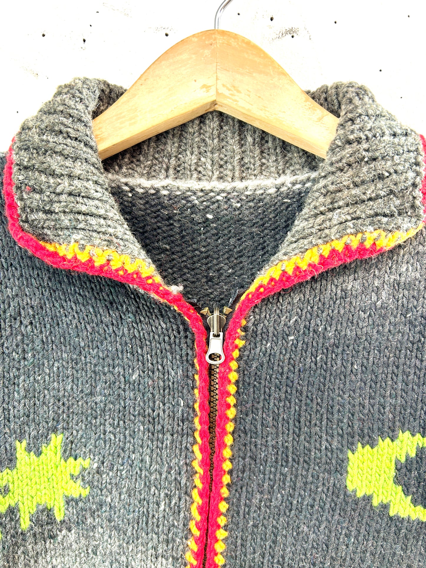 Vintage Hand Knit Cardigan [L31060]
