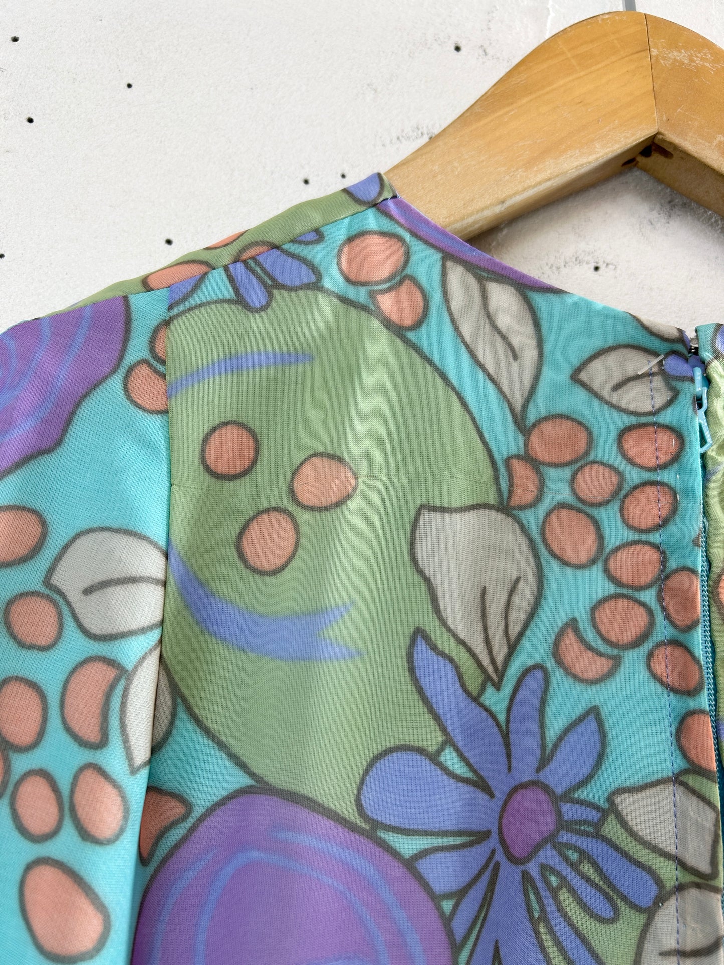 '70s Vintage Dress [J30639]