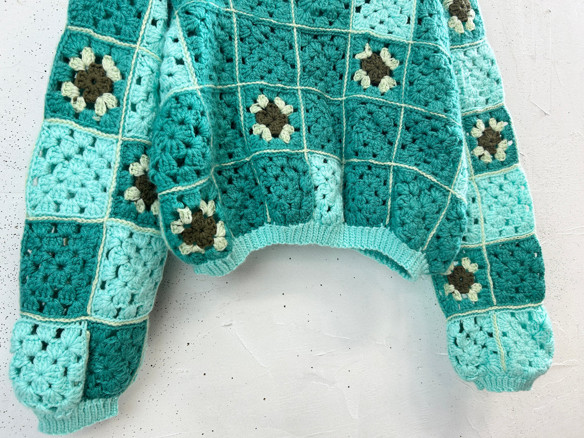 Vintage Granny Square Knit [J34176]