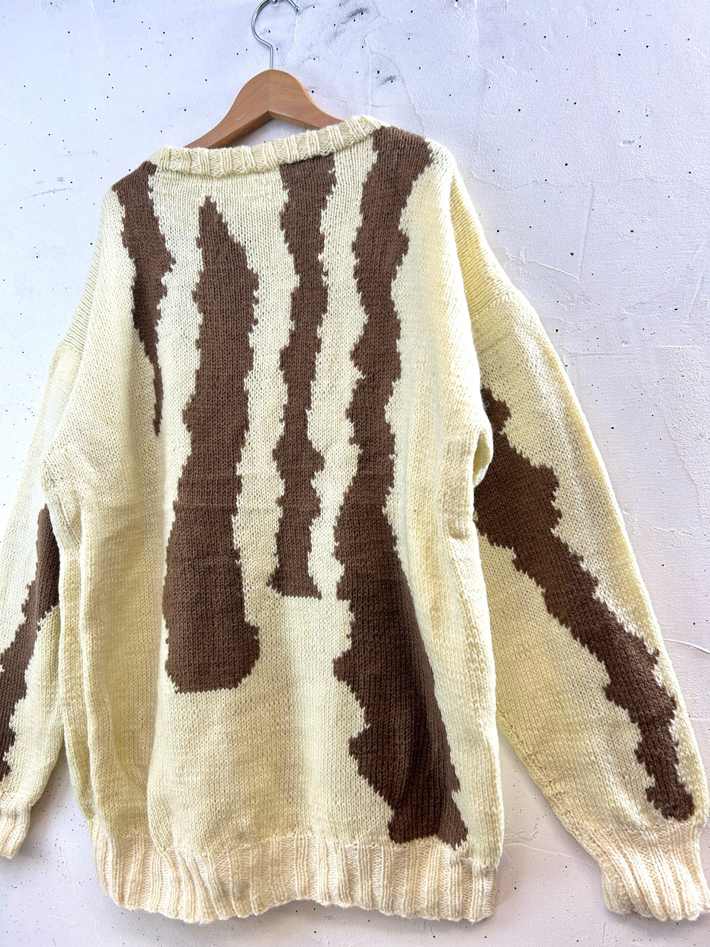 Vintage Hand Knit Sweater [J30522]