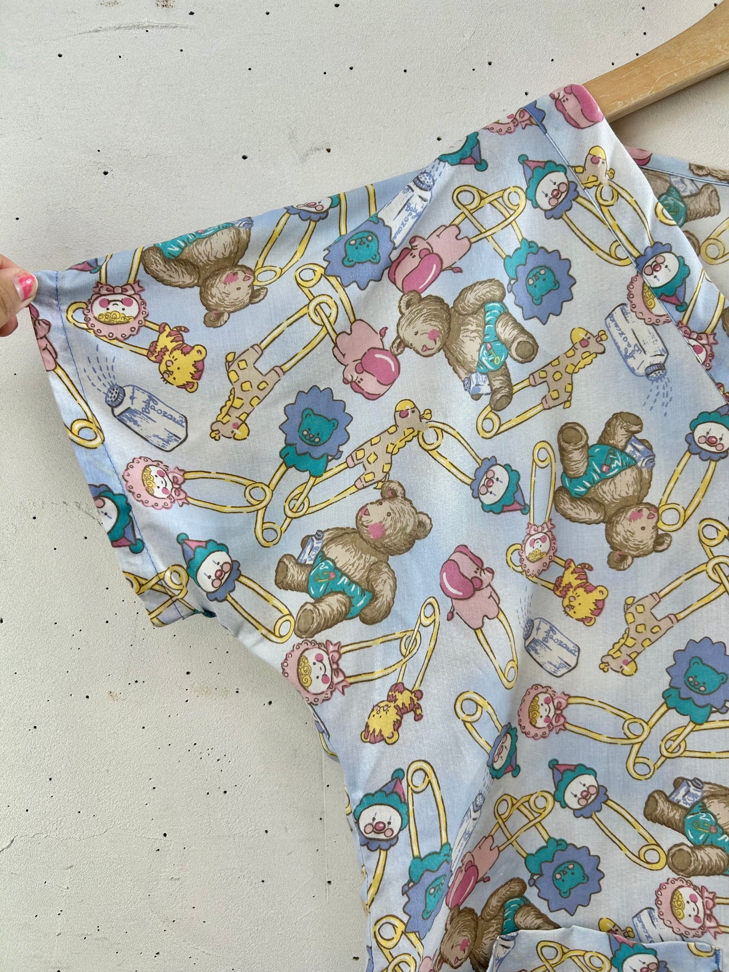 Vintage Hospital Shirt [G30704]